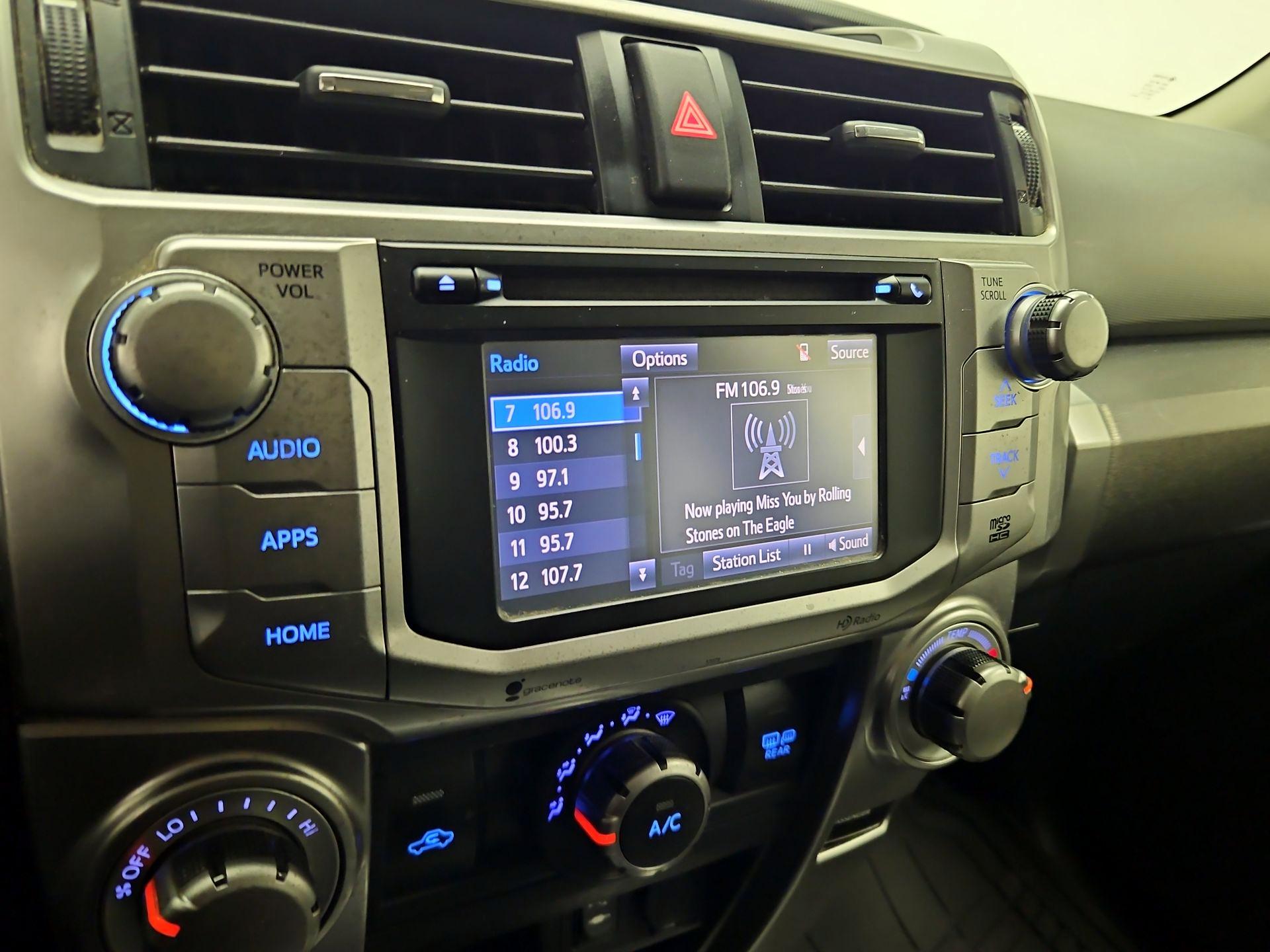 Thumbnail: 2014 Toyota 4Runner - 16