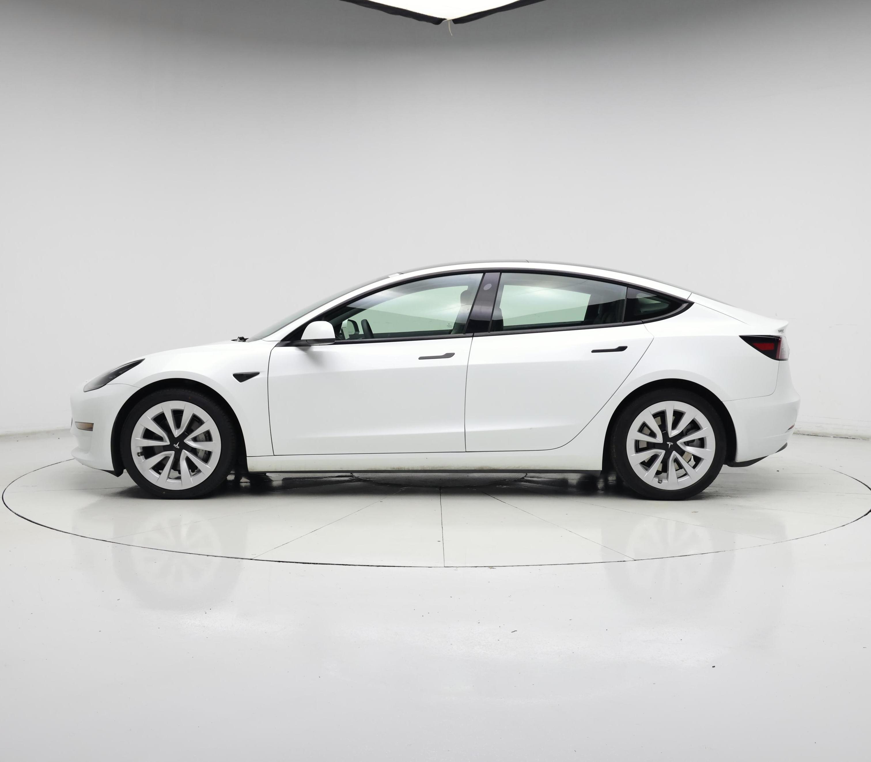 Thumbnail: 2023 Tesla Model 3 - 3