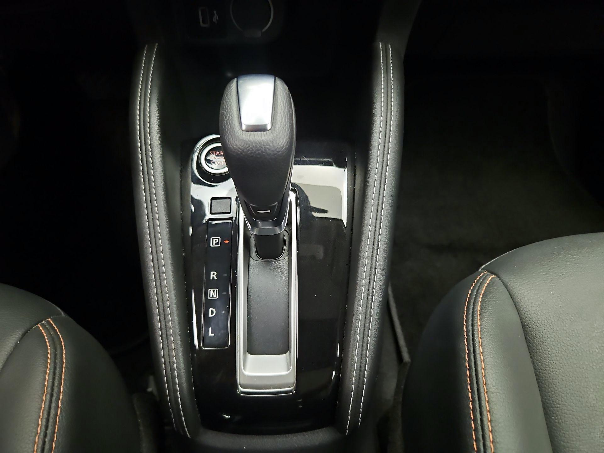 Thumbnail: 2020 Nissan Kicks - 16