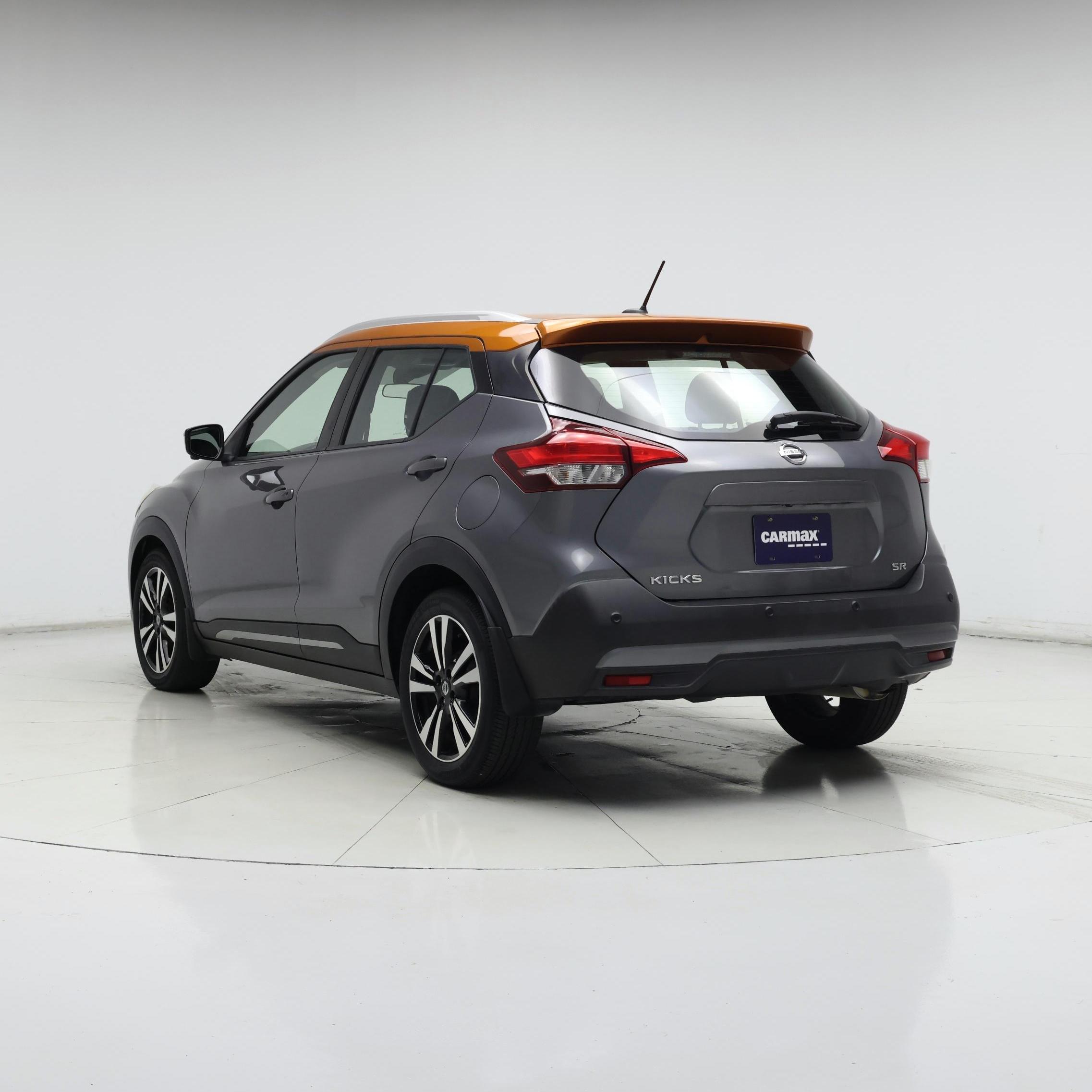 Thumbnail: 2020 Nissan Kicks - 2