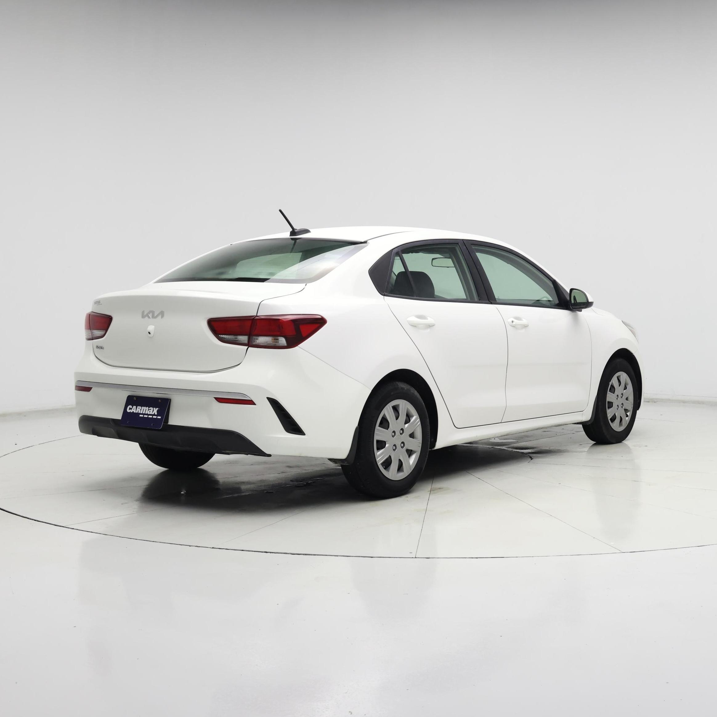 Thumbnail: 2022 Kia Rio - 8