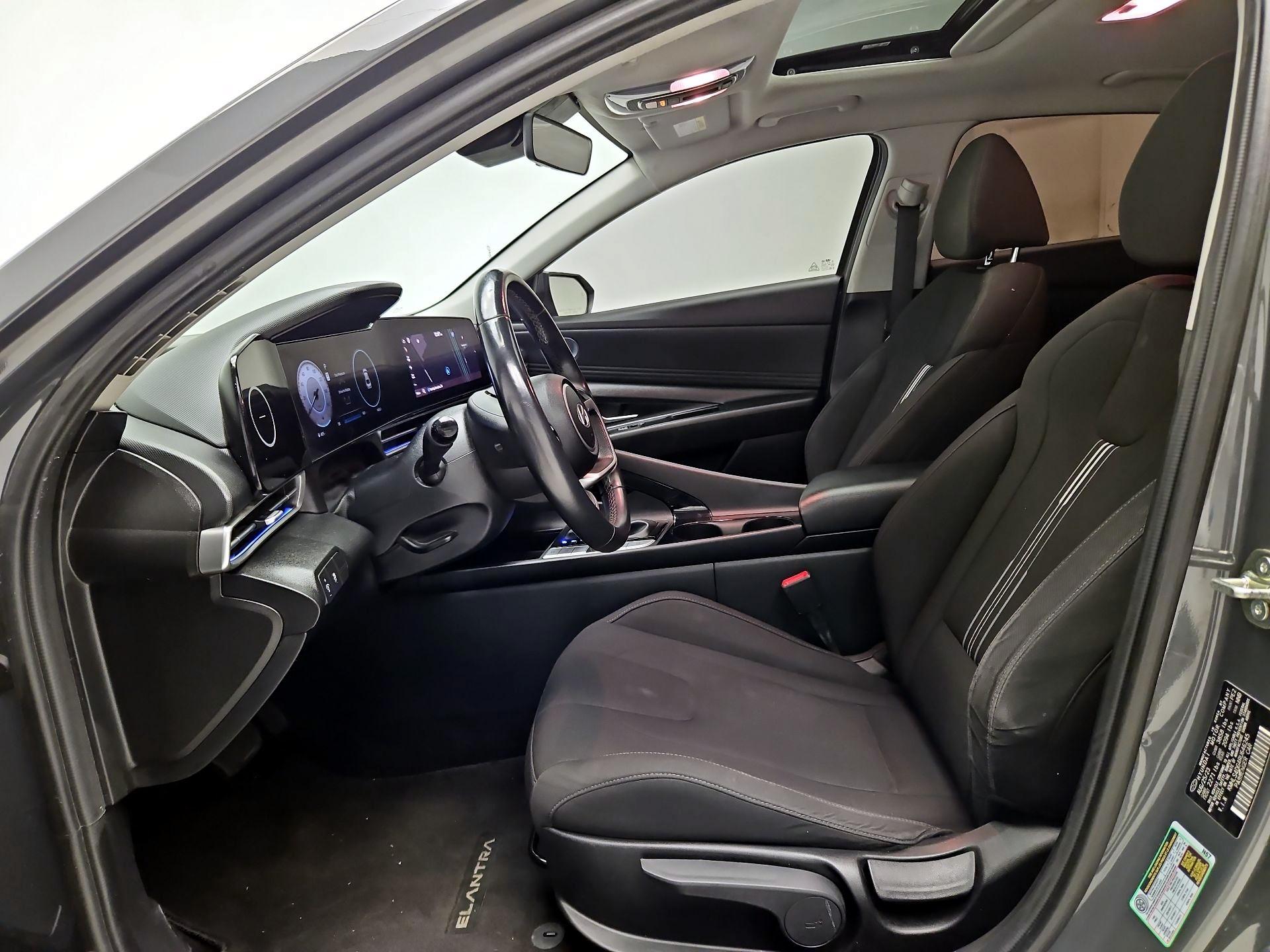 Thumbnail: 2024 Hyundai Elantra - 11