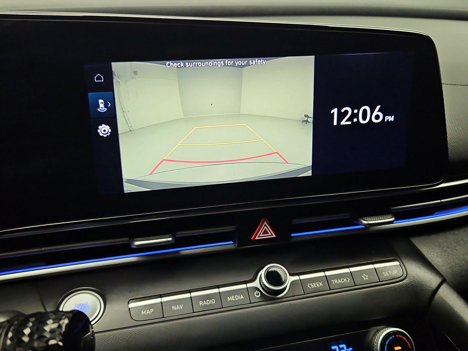 Thumbnail: 2024 Hyundai Elantra - 15