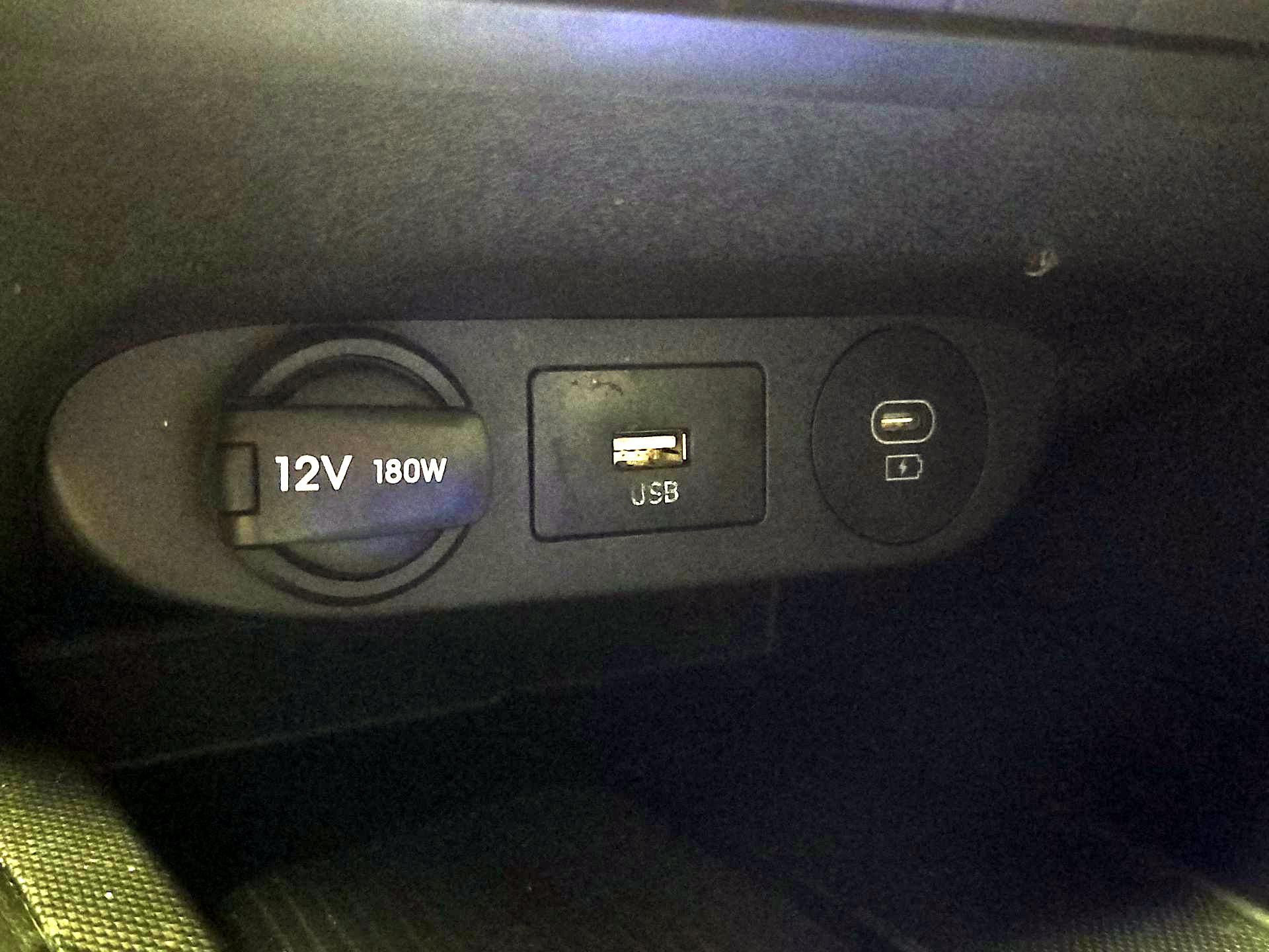 Thumbnail: 2024 Hyundai Elantra - 19