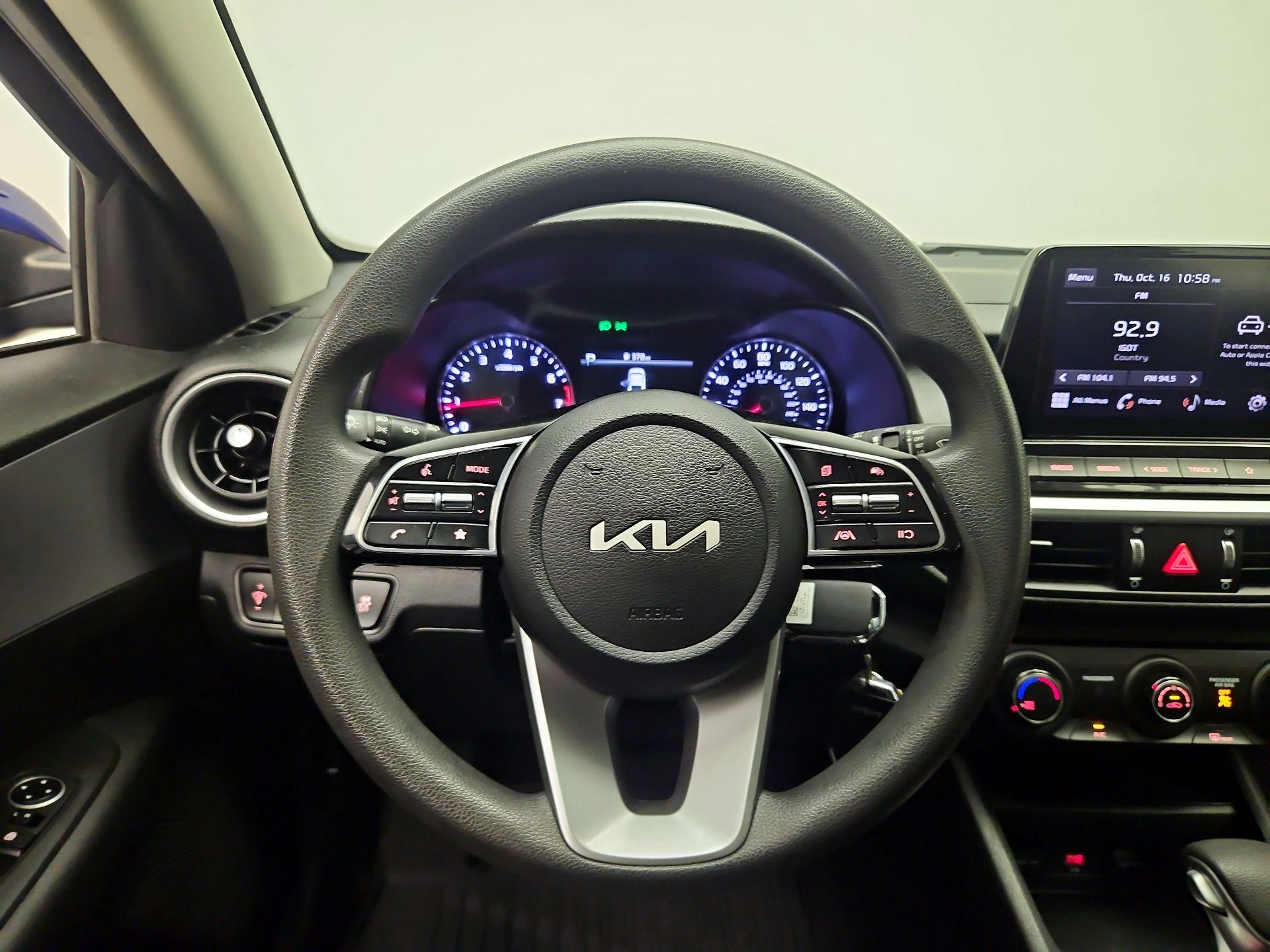 Thumbnail: 2023 Kia Forte - 10