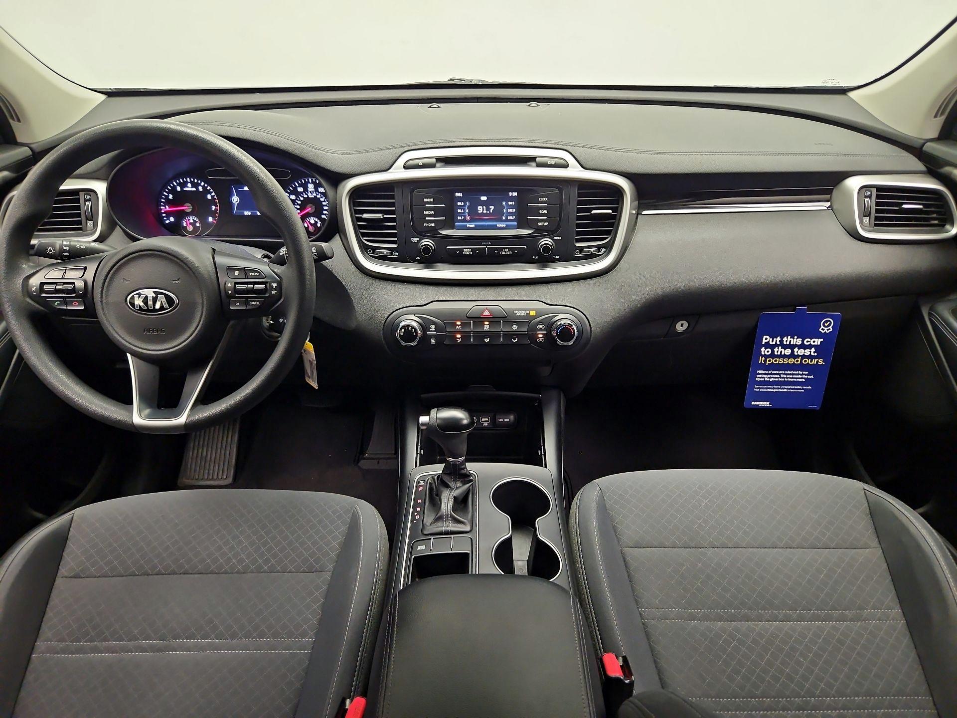 Thumbnail: 2018 Kia Sorento - 9
