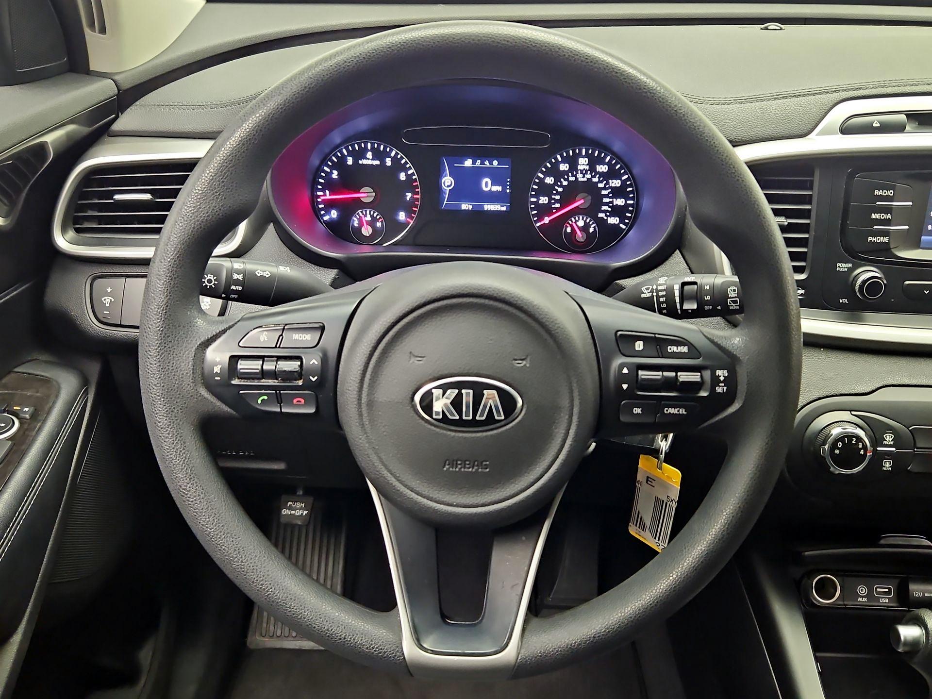Thumbnail: 2018 Kia Sorento - 10