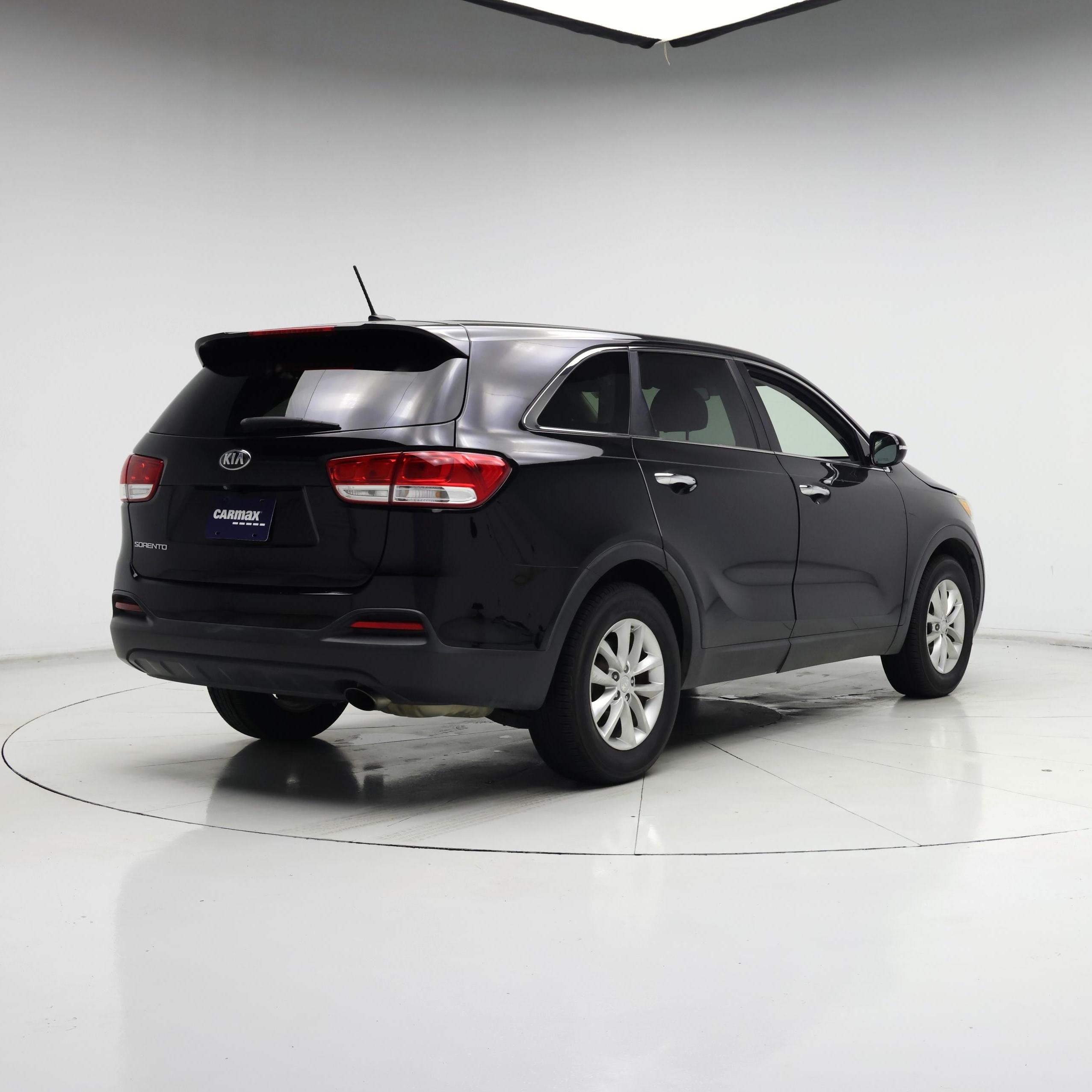 Thumbnail: 2018 Kia Sorento - 8