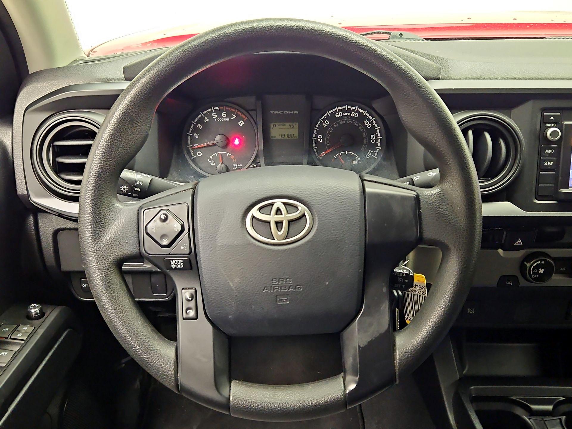 Thumbnail: 2017 Toyota Tacoma - 10