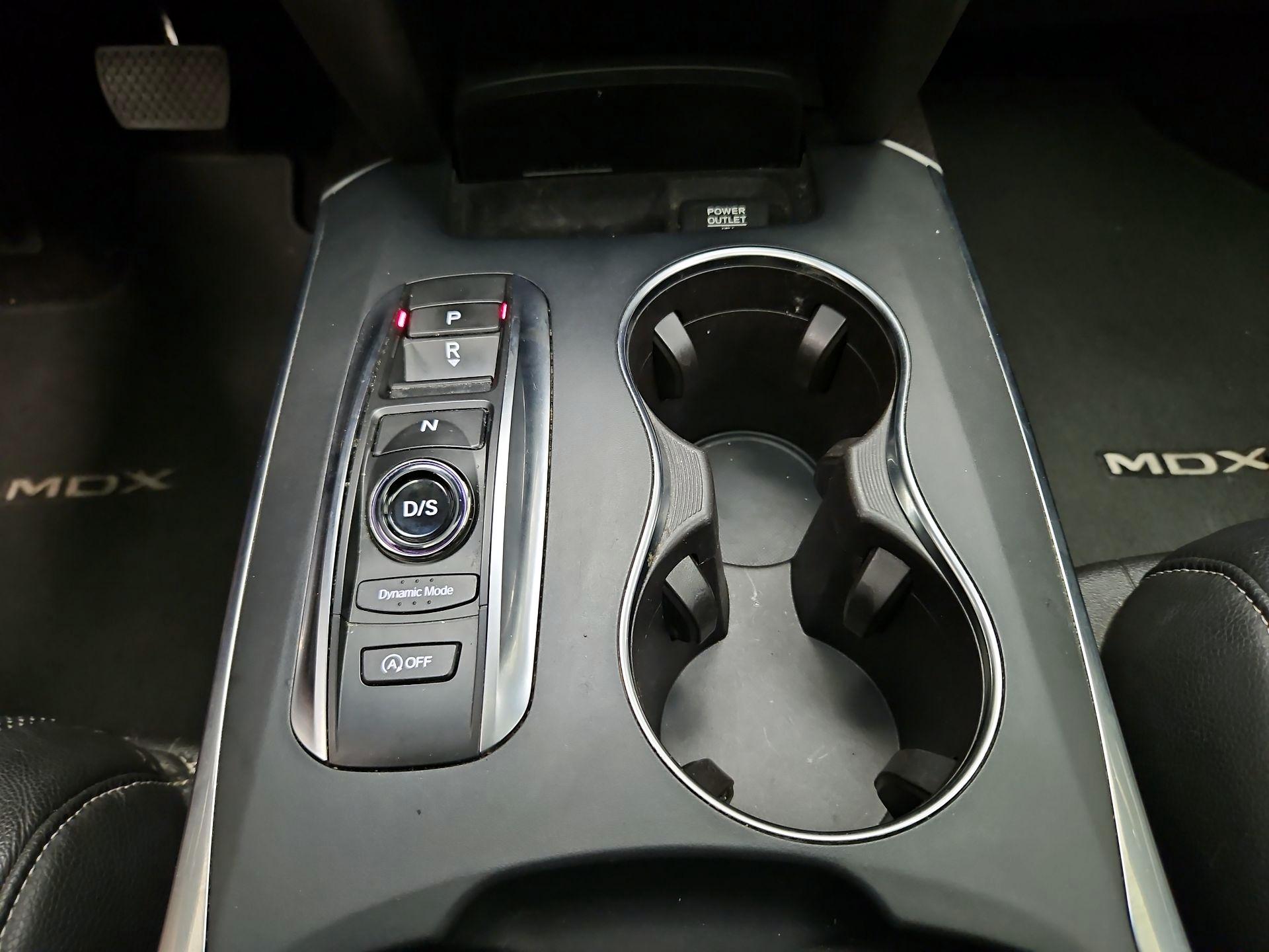Thumbnail: 2020 Acura MDX - 18