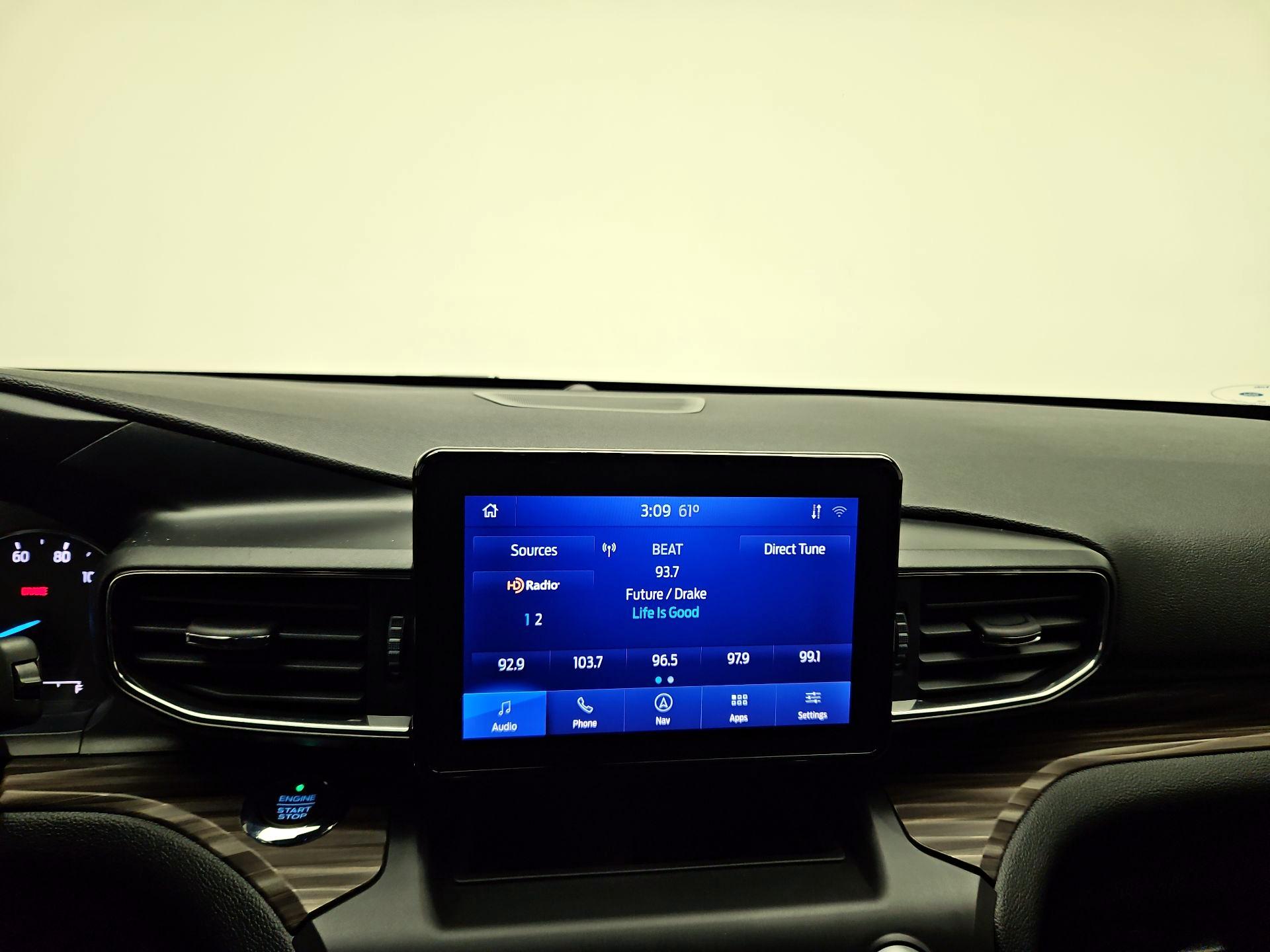 Thumbnail: 2020 Ford Explorer - 14