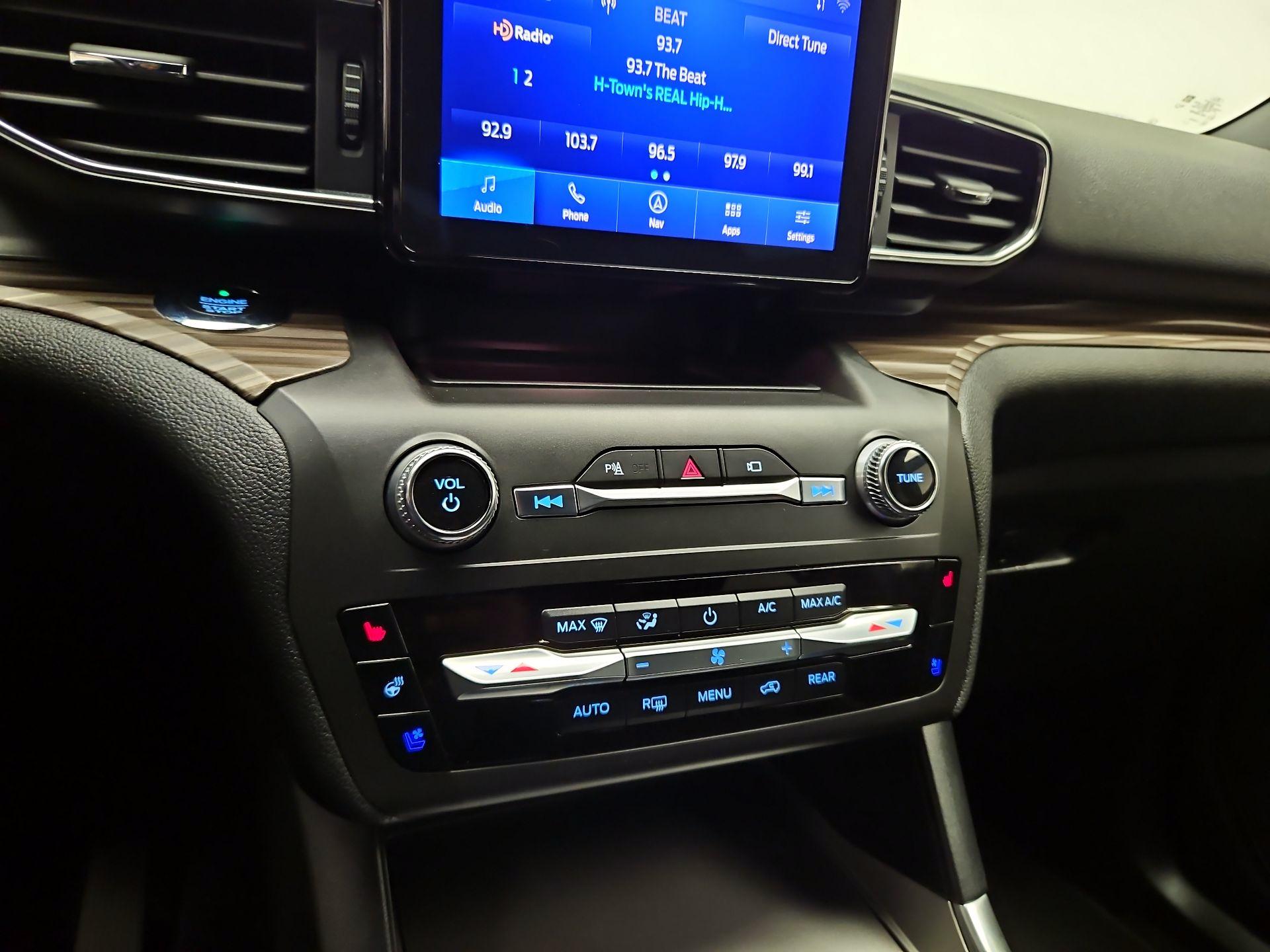 Thumbnail: 2020 Ford Explorer - 15