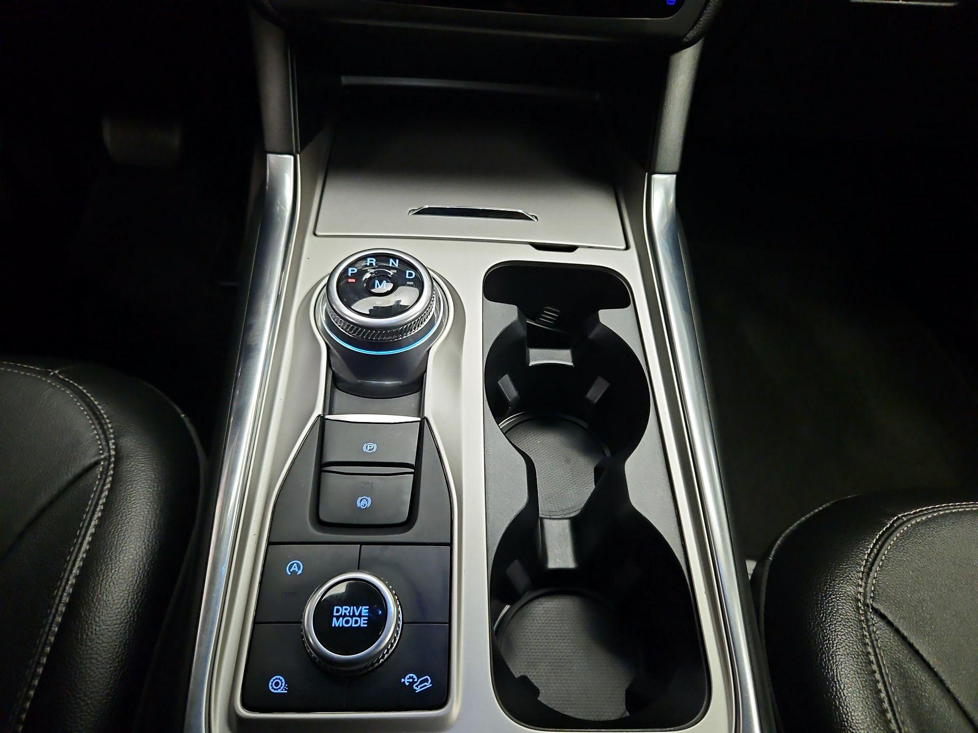 Thumbnail: 2020 Ford Explorer - 16