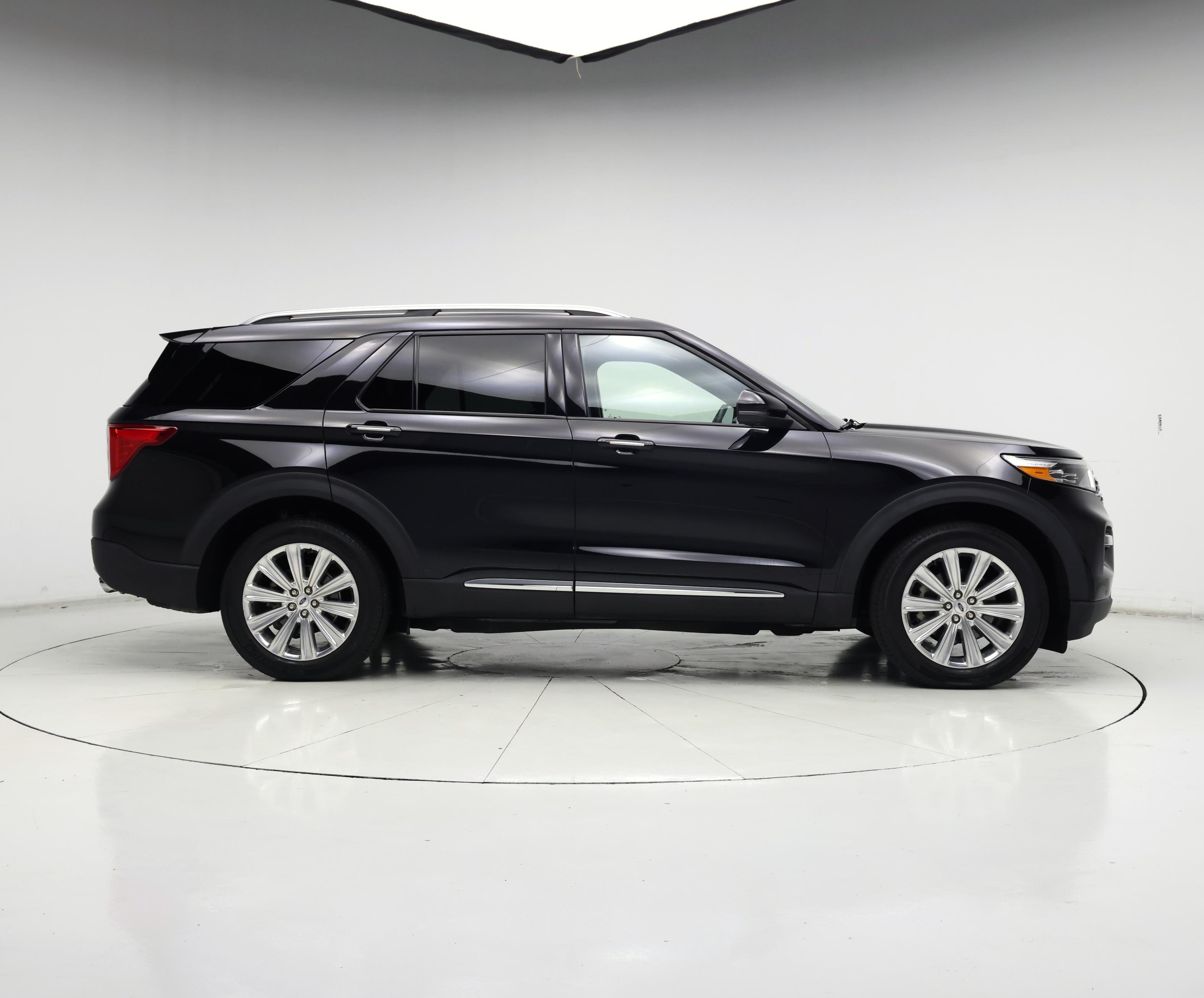 Thumbnail: 2020 Ford Explorer - 7