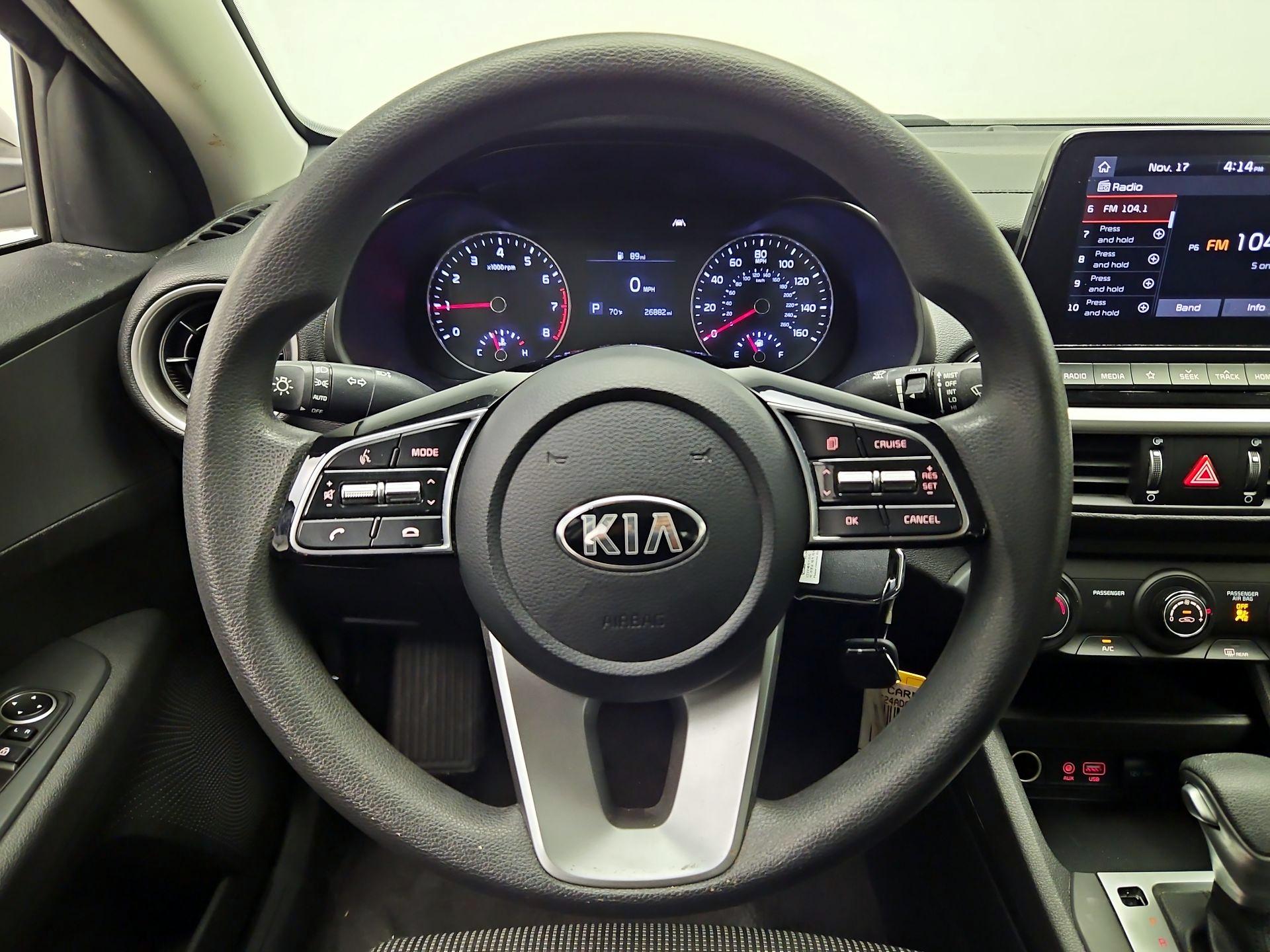 Thumbnail: 2021 Kia Forte - 10