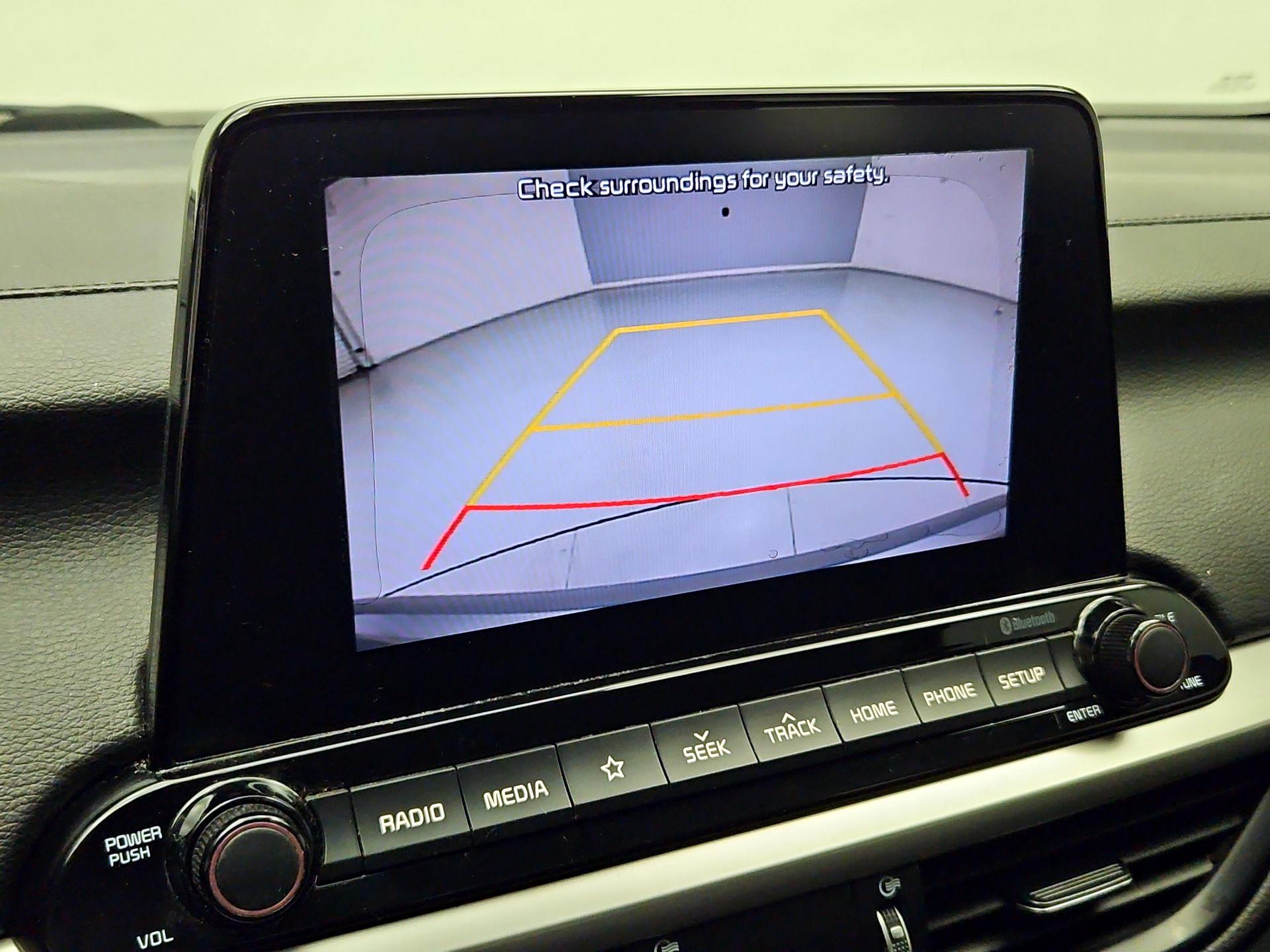 Thumbnail: 2021 Kia Forte - 14