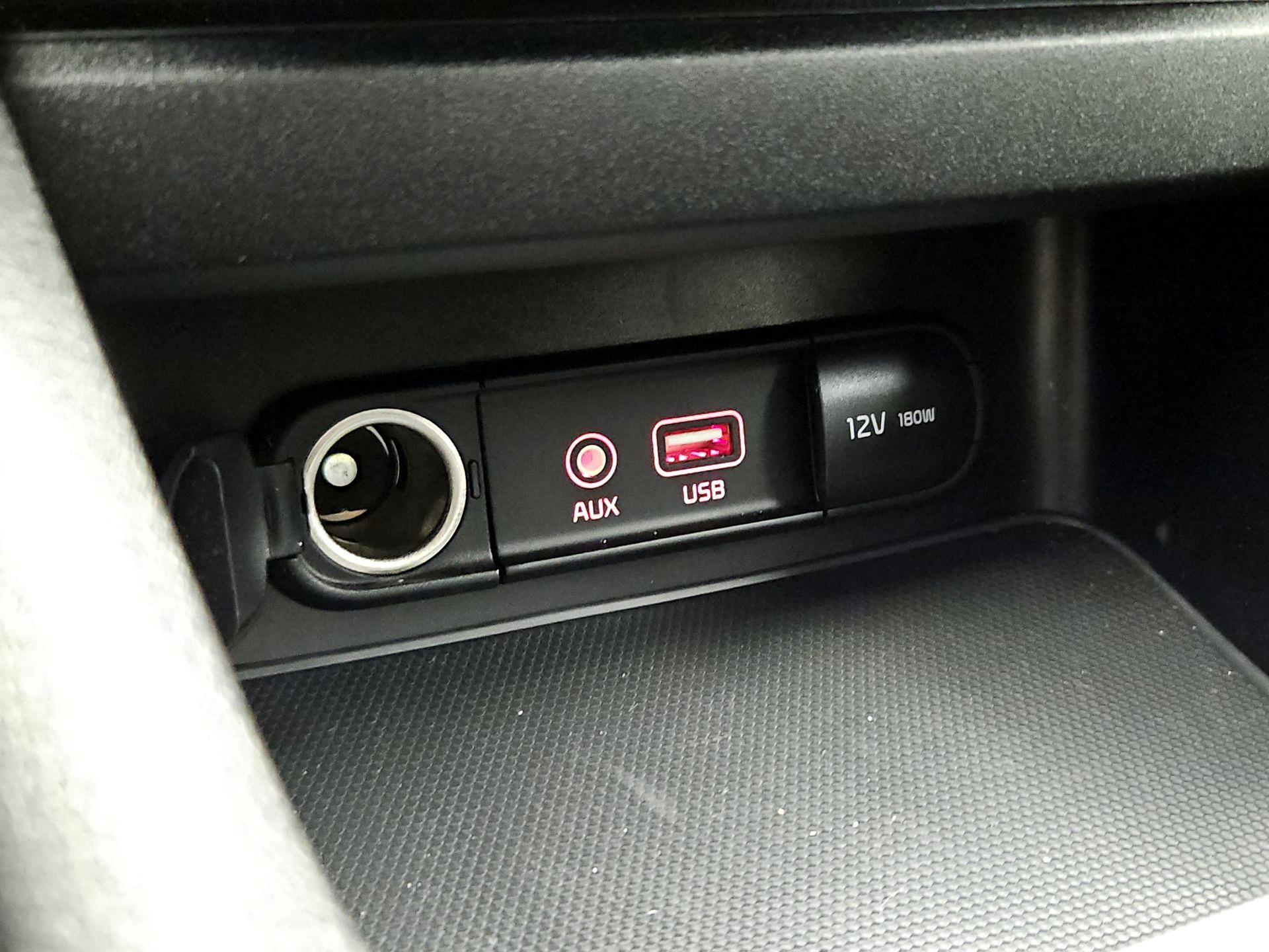 Thumbnail: 2021 Kia Forte - 18