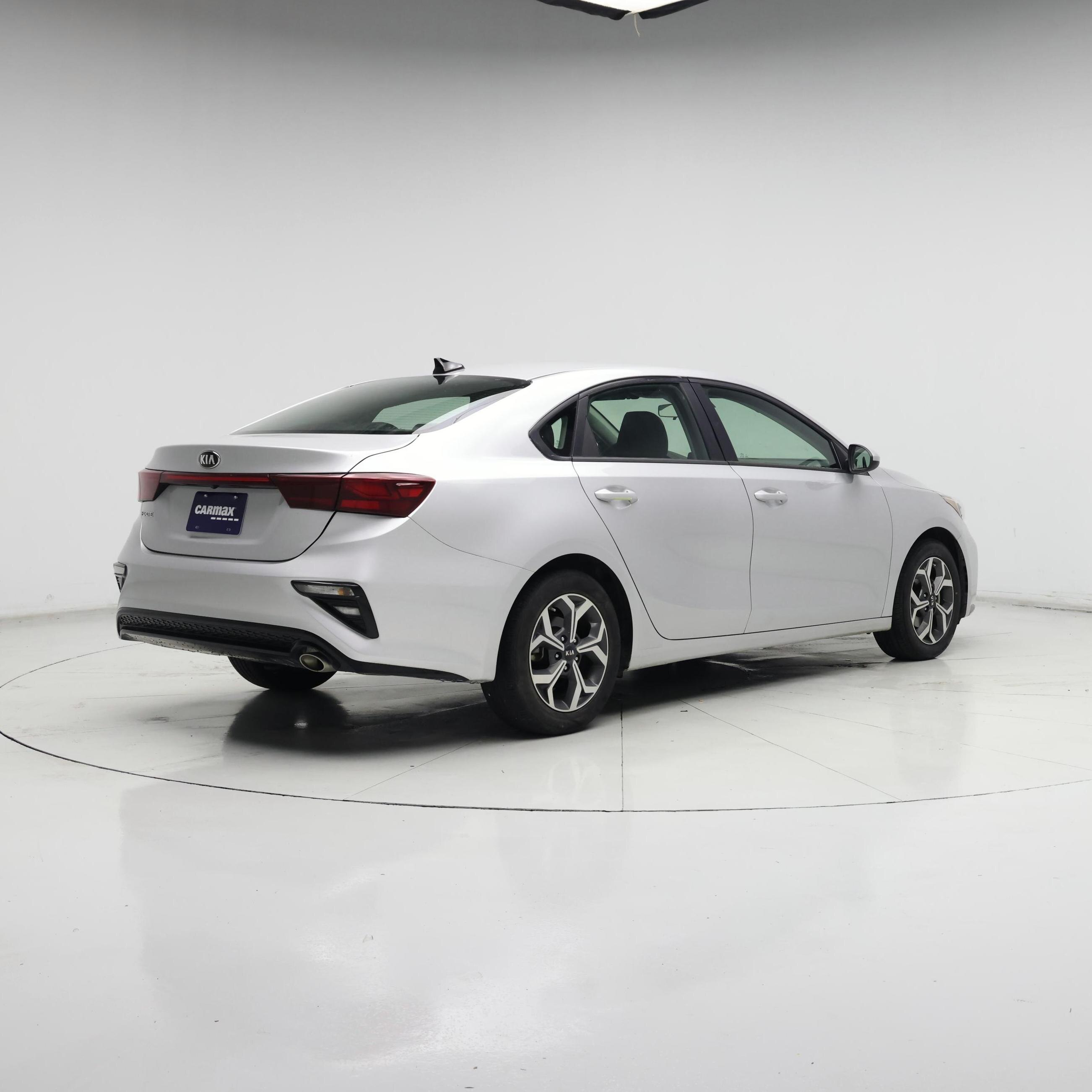 Thumbnail: 2021 Kia Forte - 8