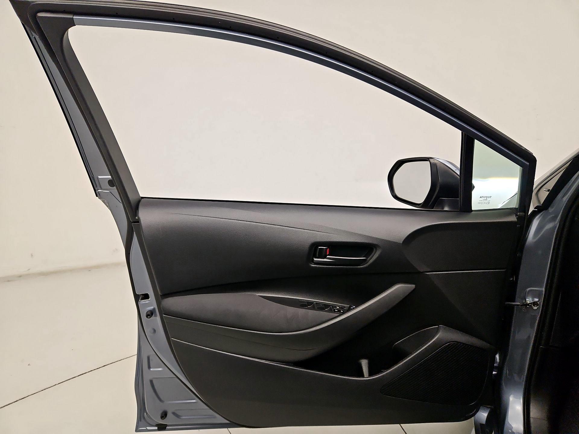 Thumbnail: 2022 Toyota Corolla - 12