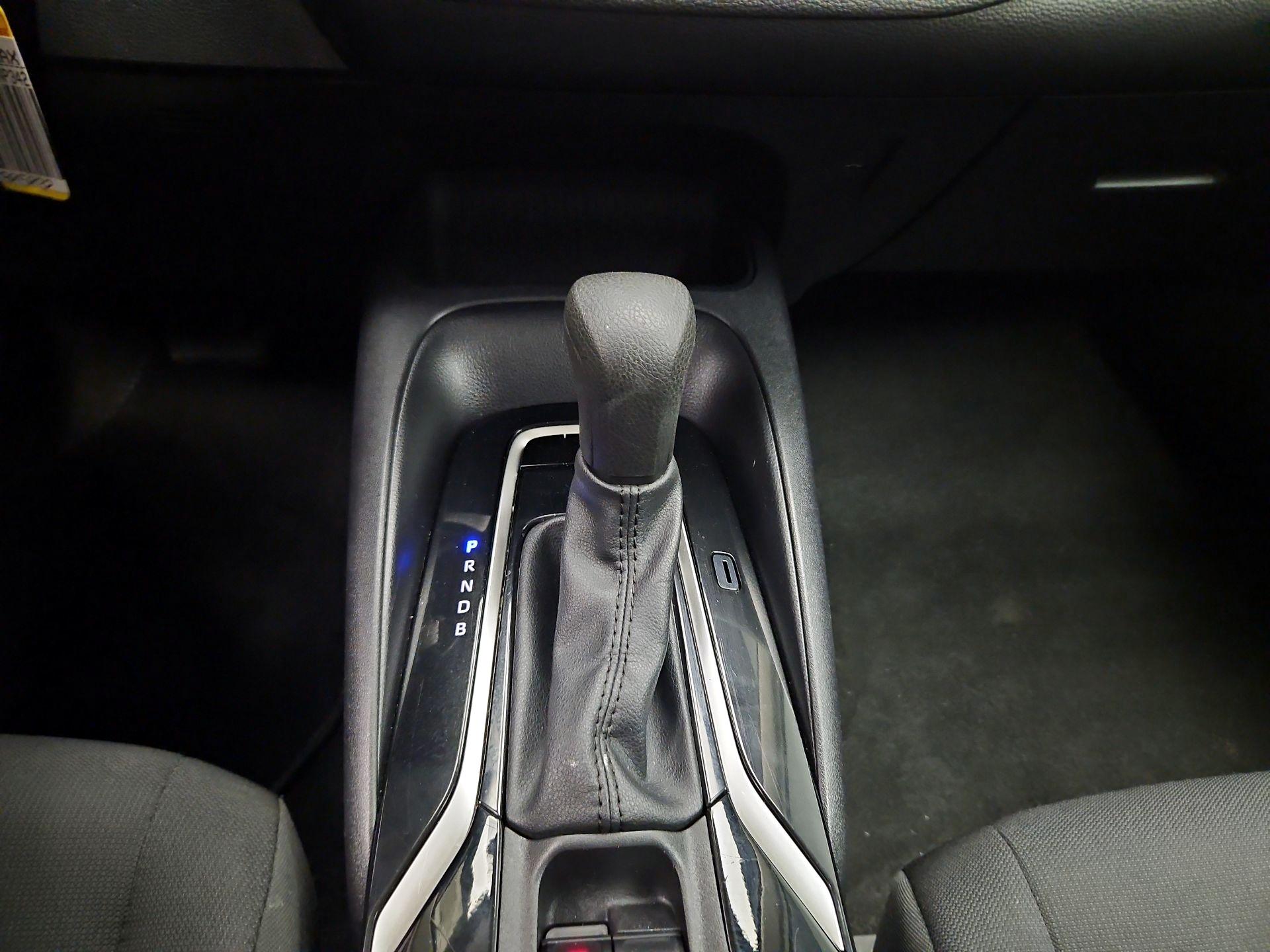 Thumbnail: 2022 Toyota Corolla - 16