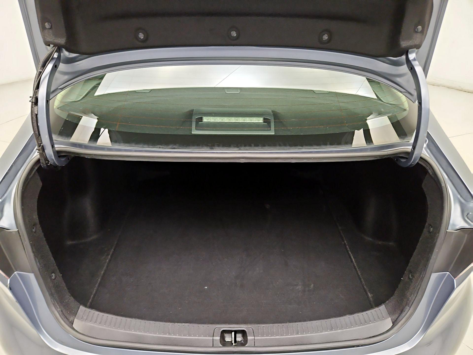 Thumbnail: 2022 Toyota Corolla - 18