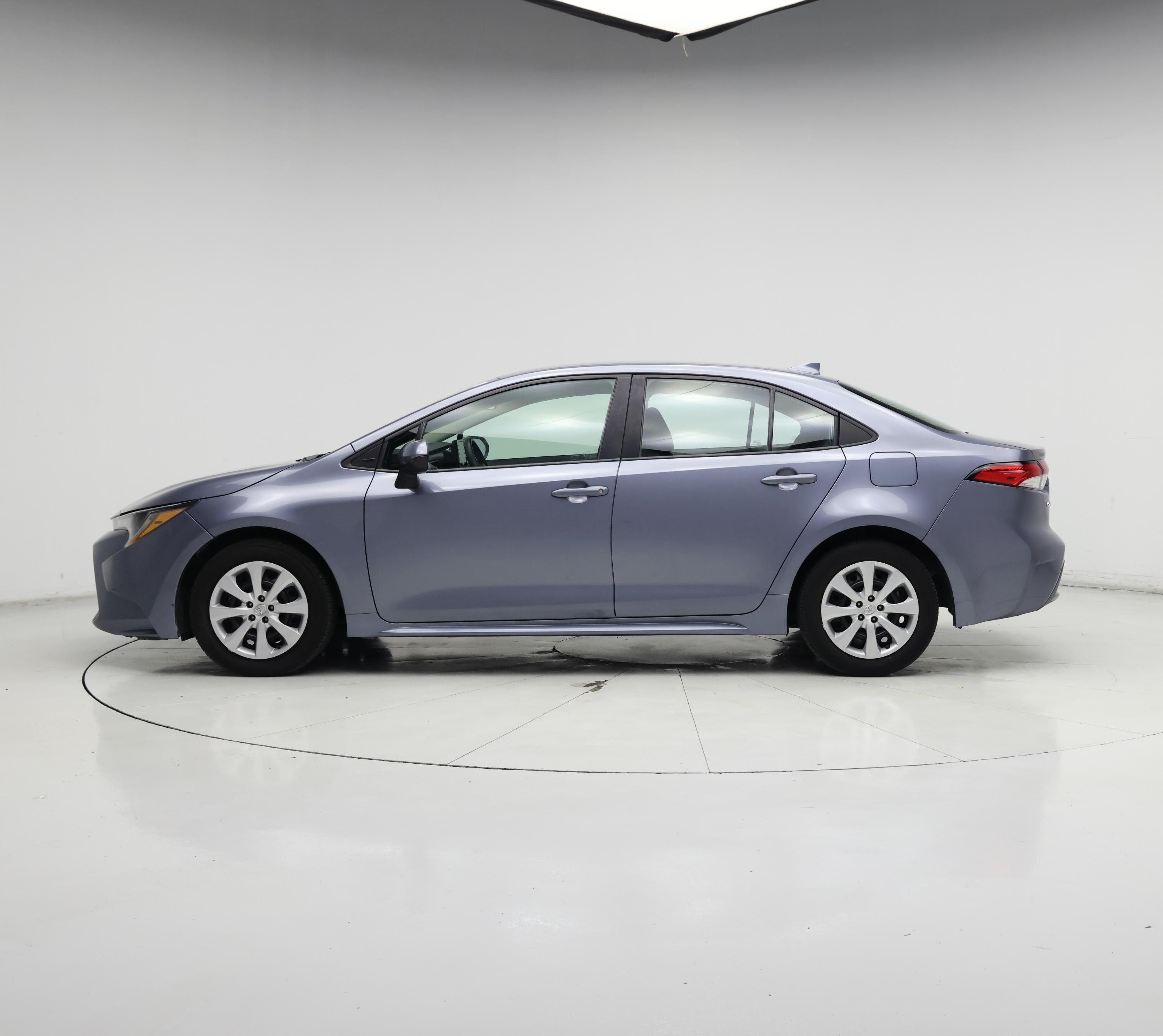 Thumbnail: 2022 Toyota Corolla - 3