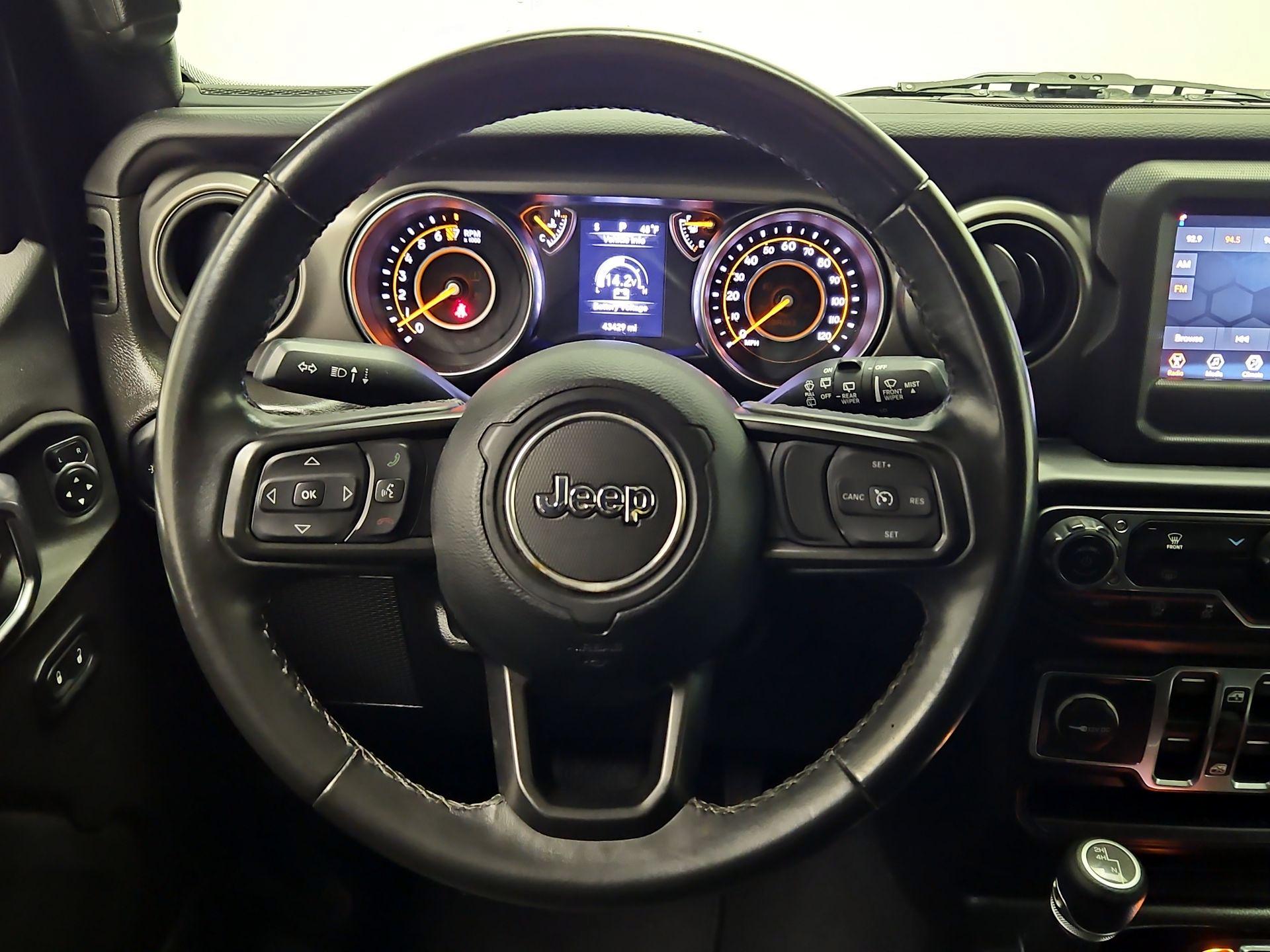 Thumbnail: 2022 Jeep Wrangler - 10