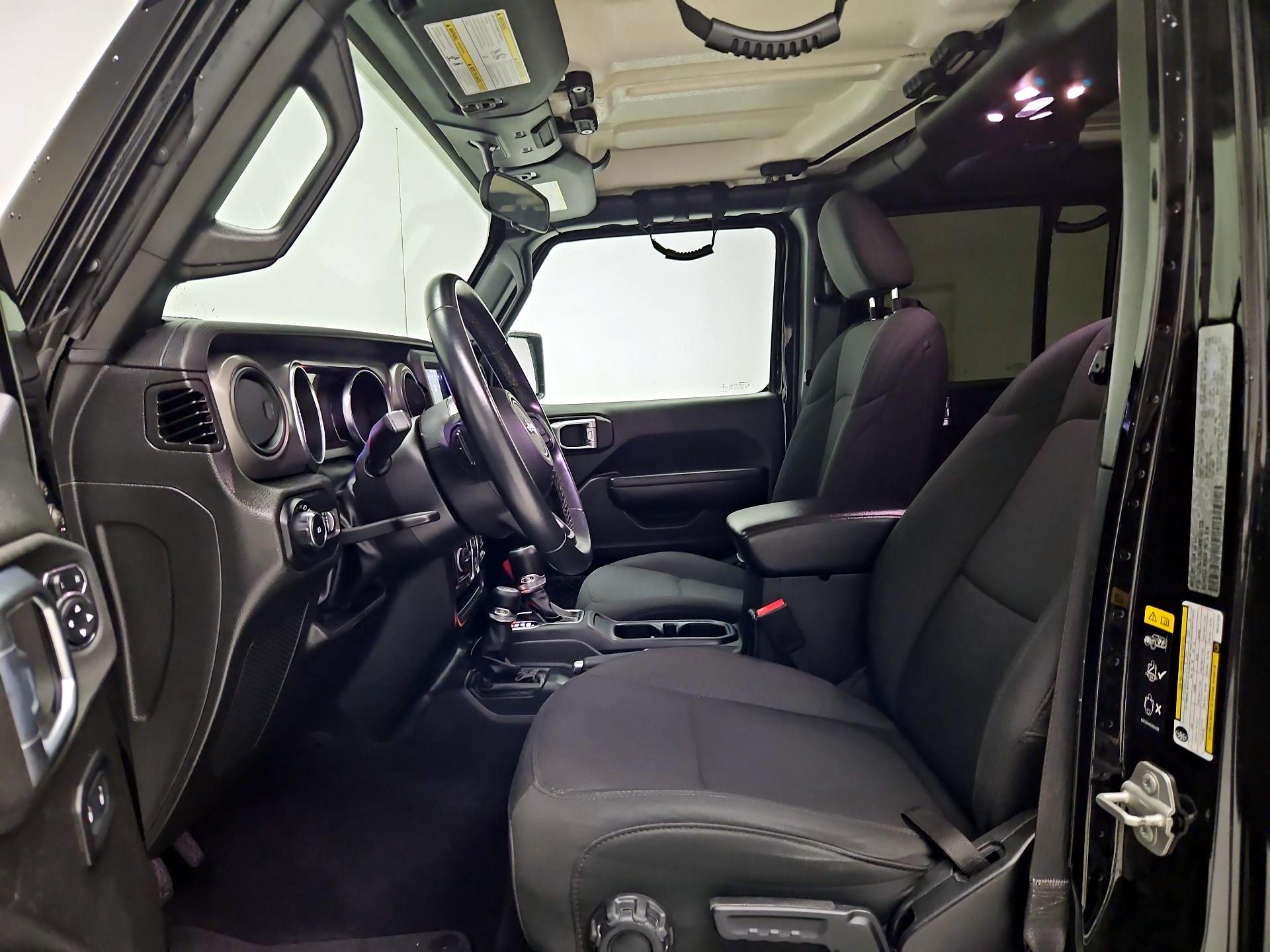 Thumbnail: 2022 Jeep Wrangler - 11