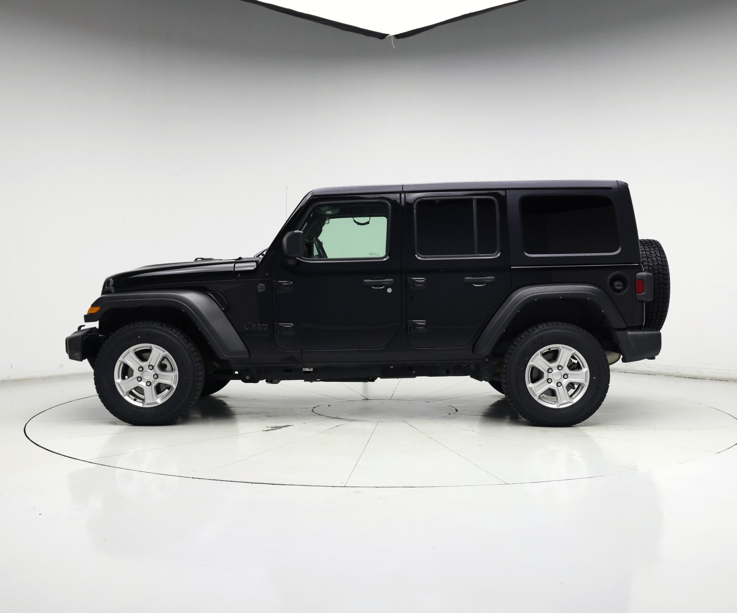 Thumbnail: 2022 Jeep Wrangler - 3