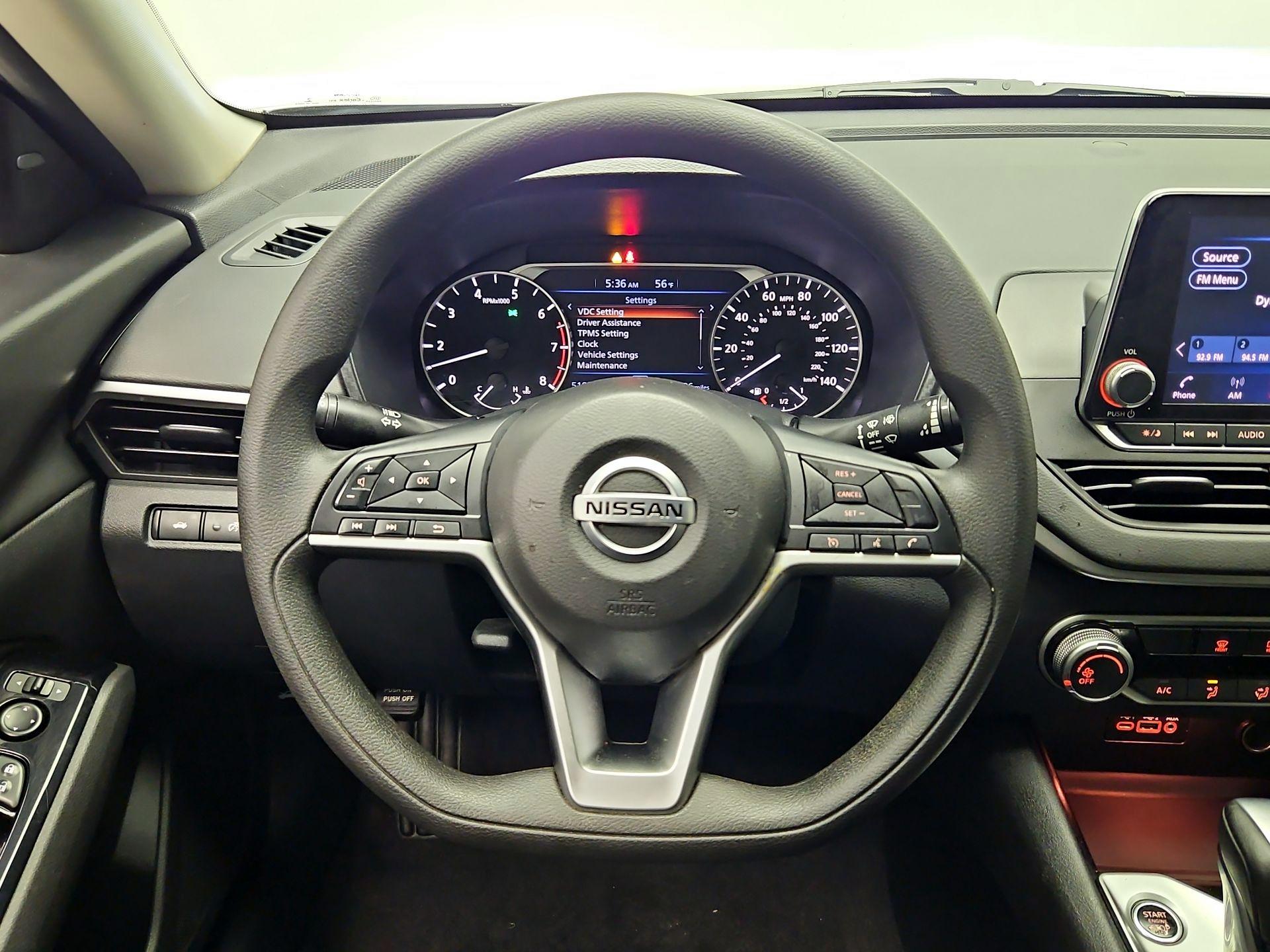 Thumbnail: 2021 Nissan Altima - 10