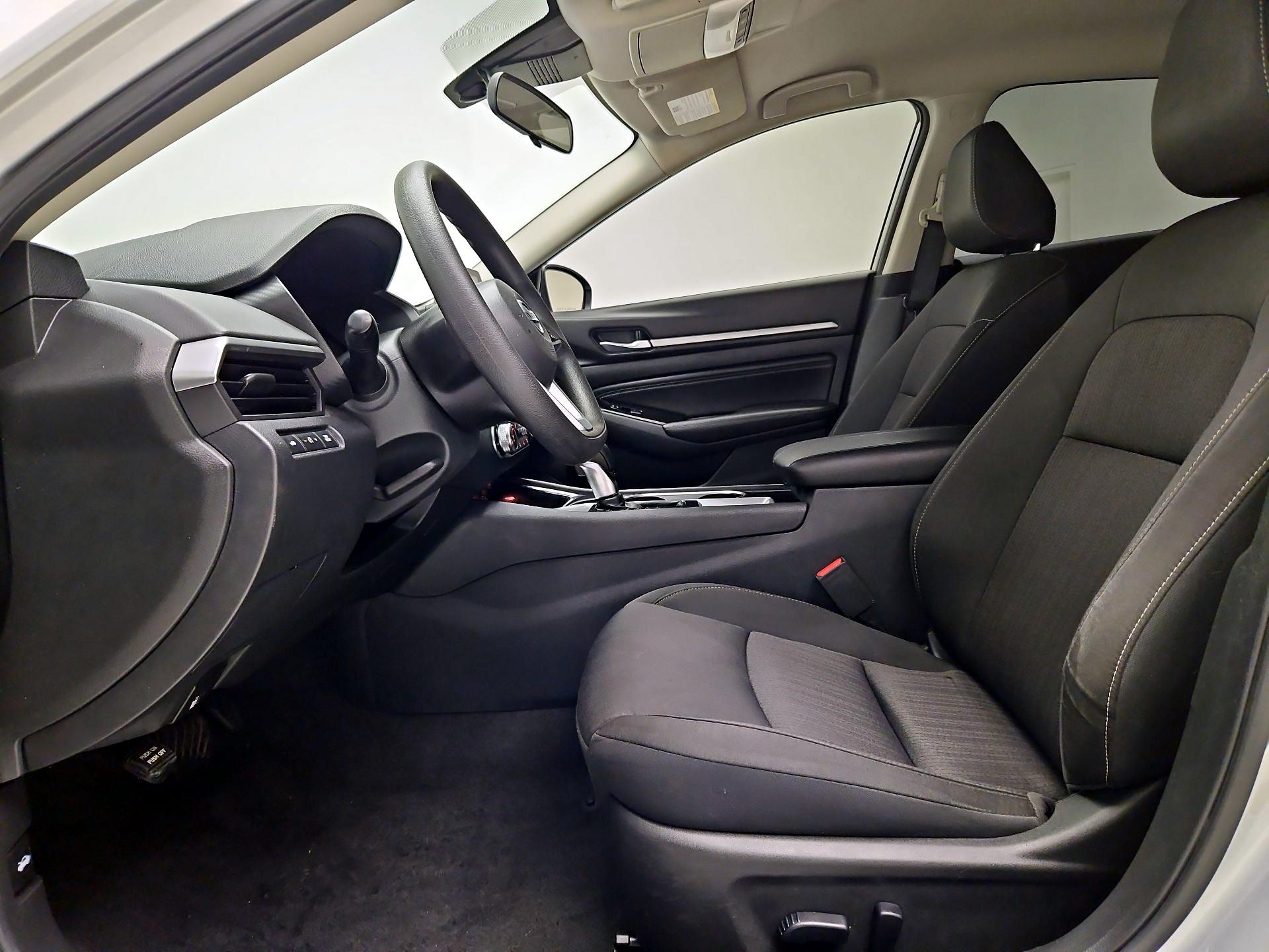 Thumbnail: 2021 Nissan Altima - 11