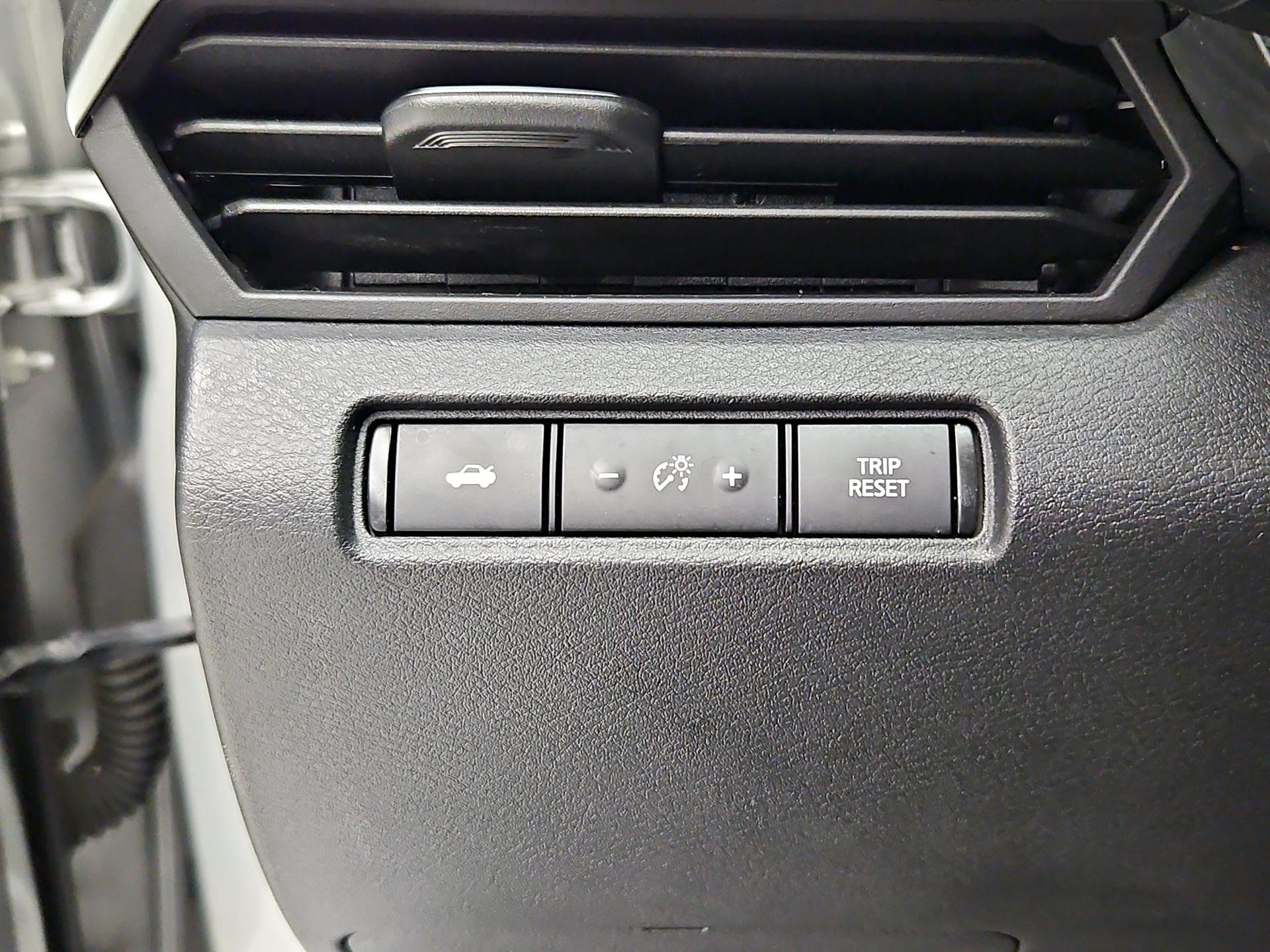 Thumbnail: 2021 Nissan Altima - 13