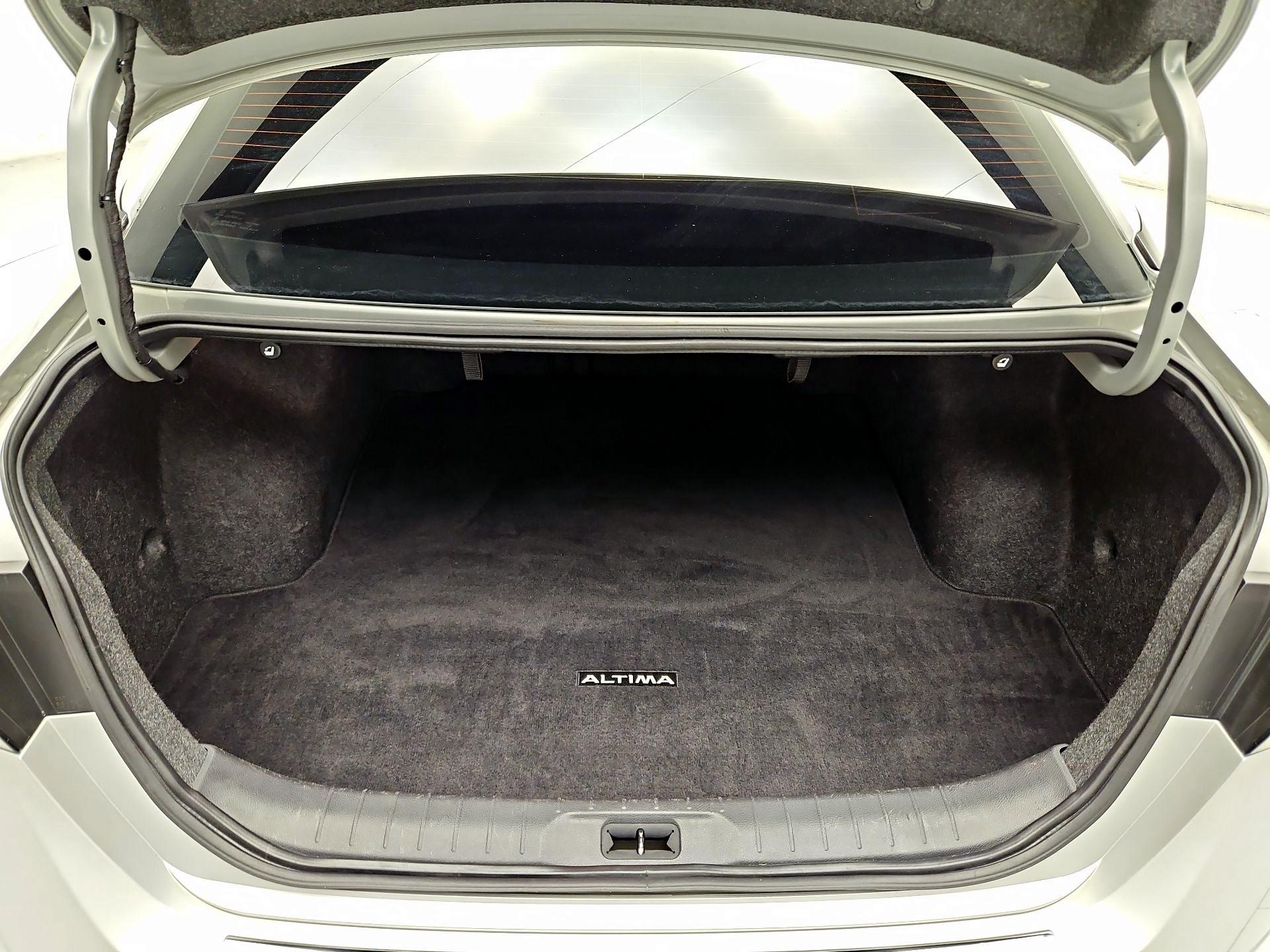 Thumbnail: 2021 Nissan Altima - 20