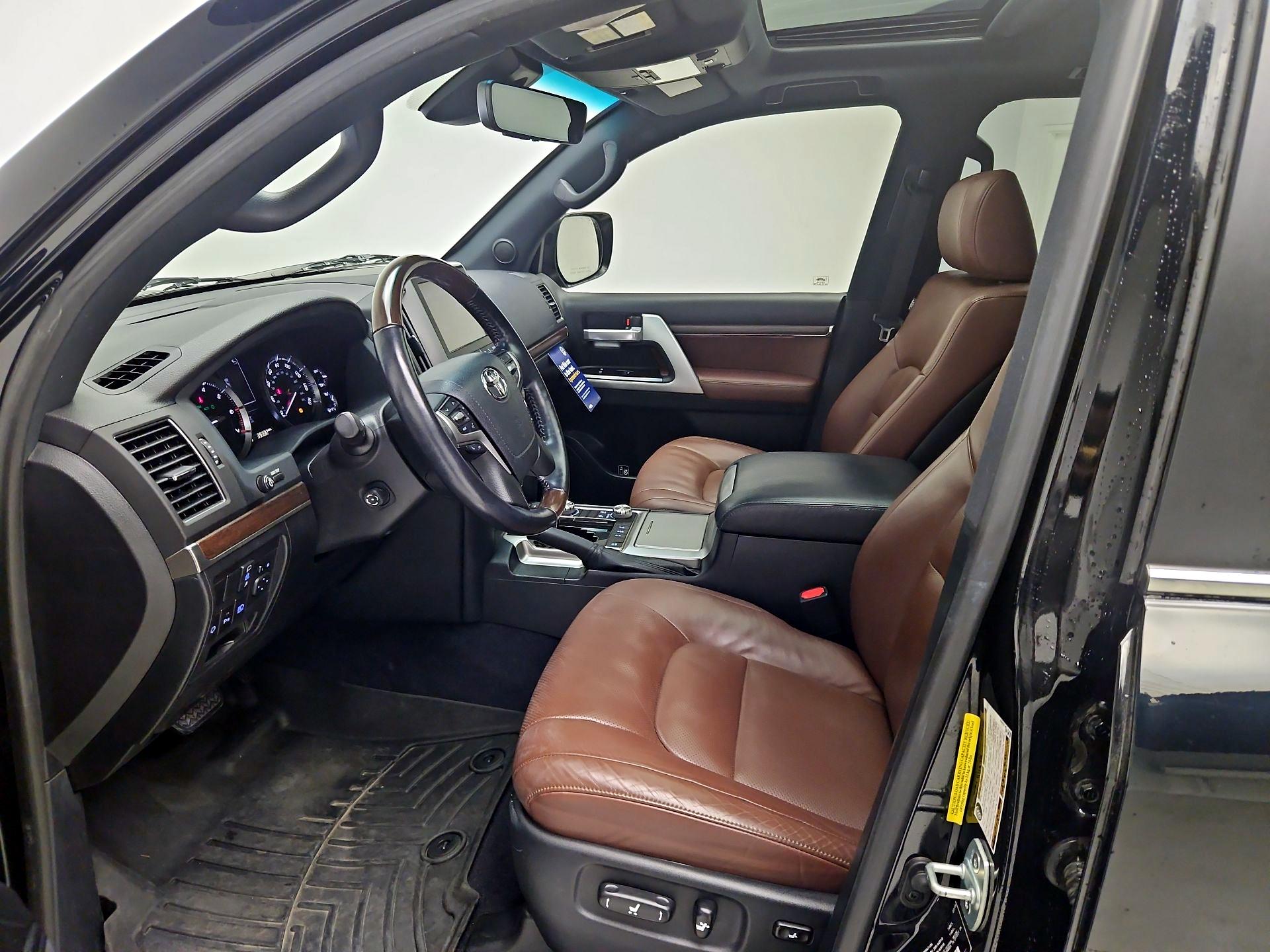 Thumbnail: 2018 Toyota Land Cruiser - 11