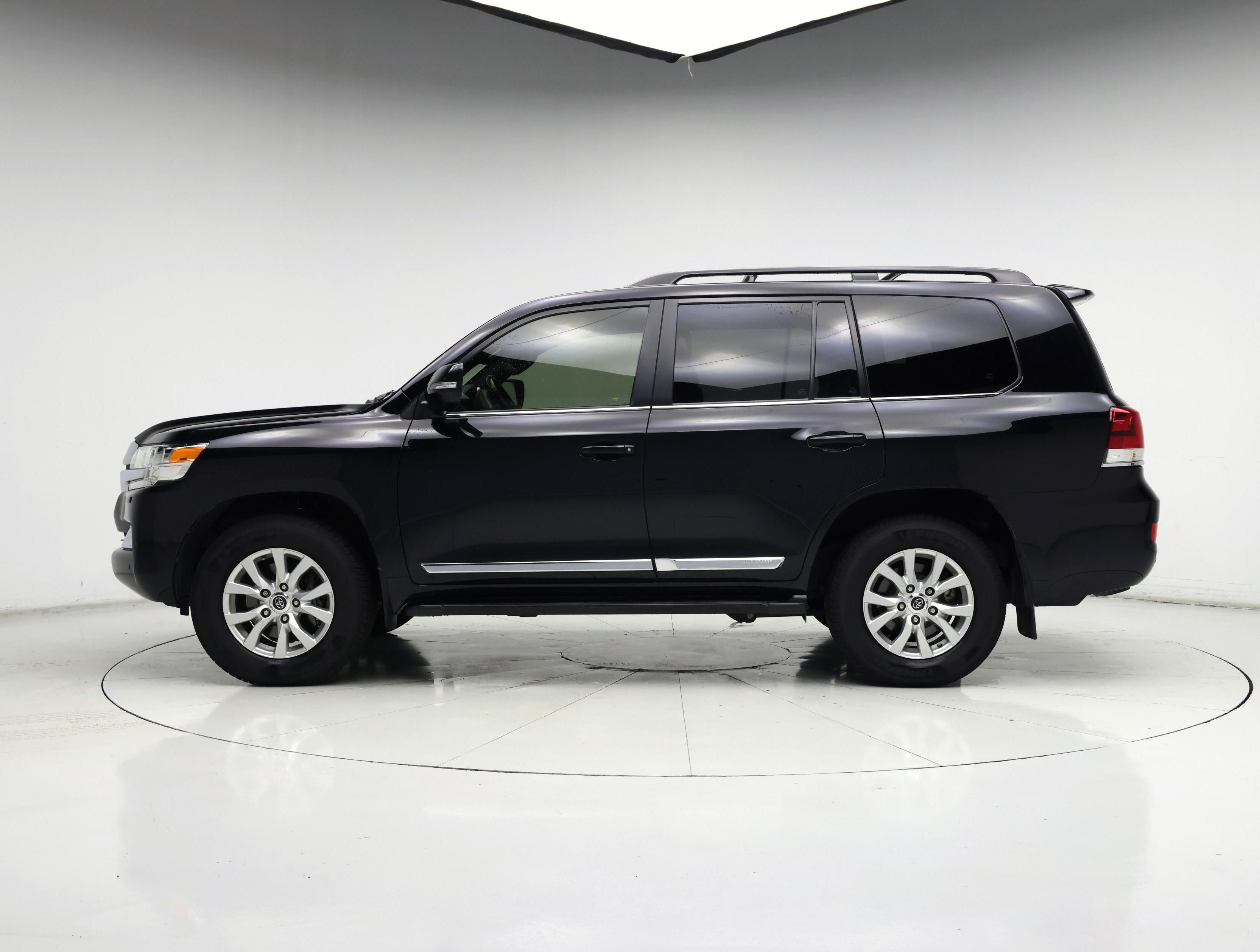 Thumbnail: 2018 Toyota Land Cruiser - 3