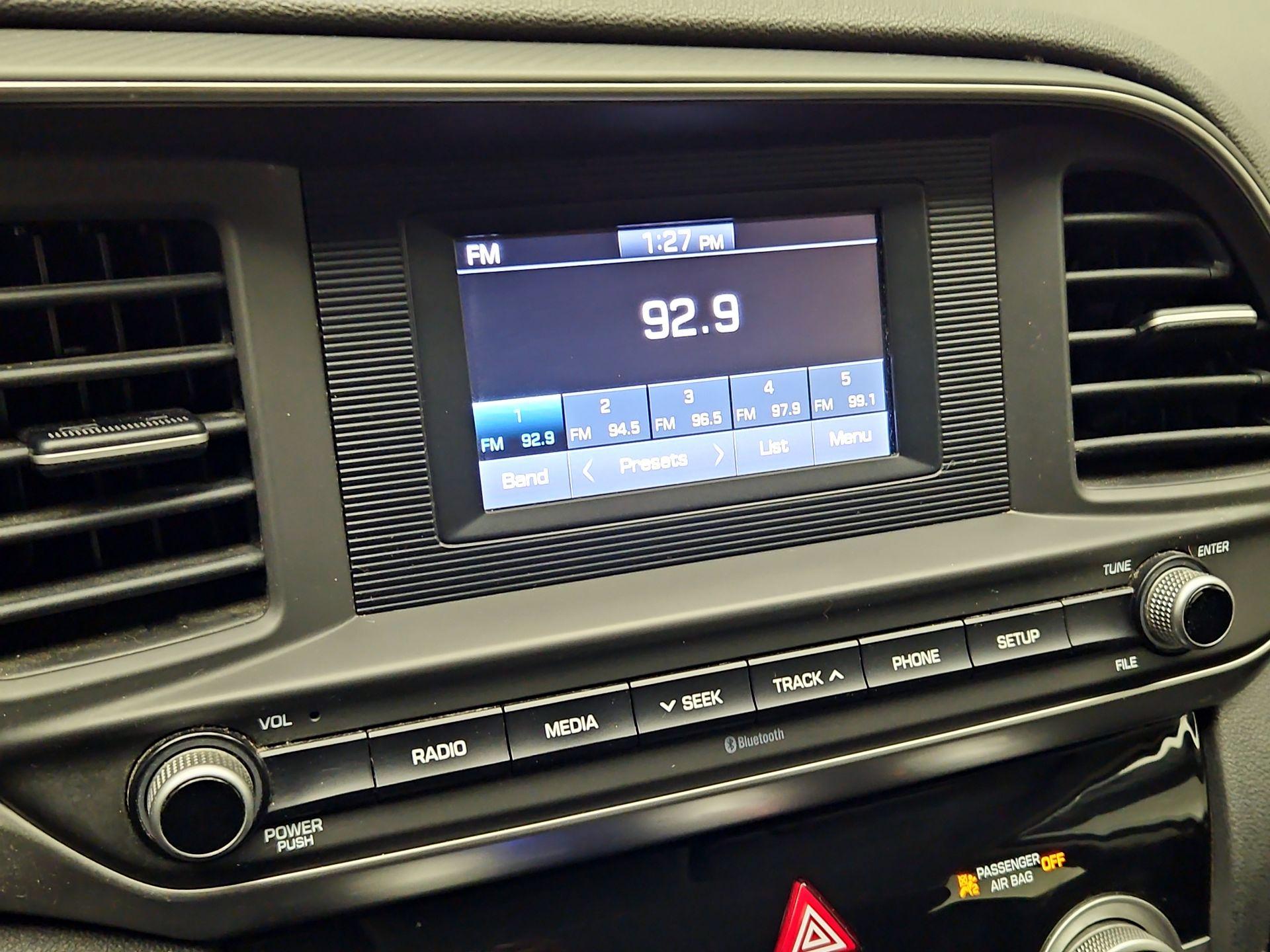 Thumbnail: 2019 Hyundai Elantra - 15