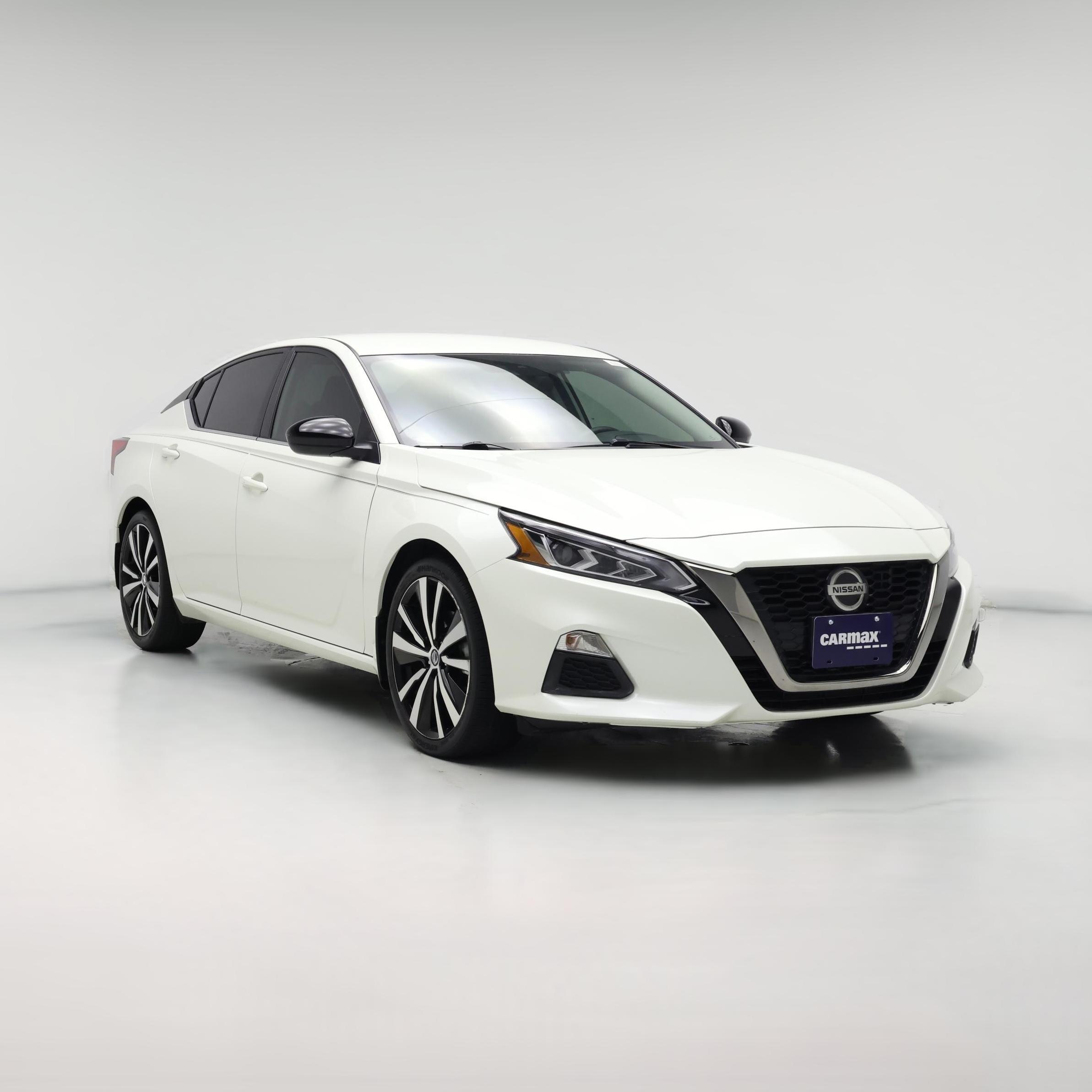 Thumbnail: 2020 Nissan Altima - 1