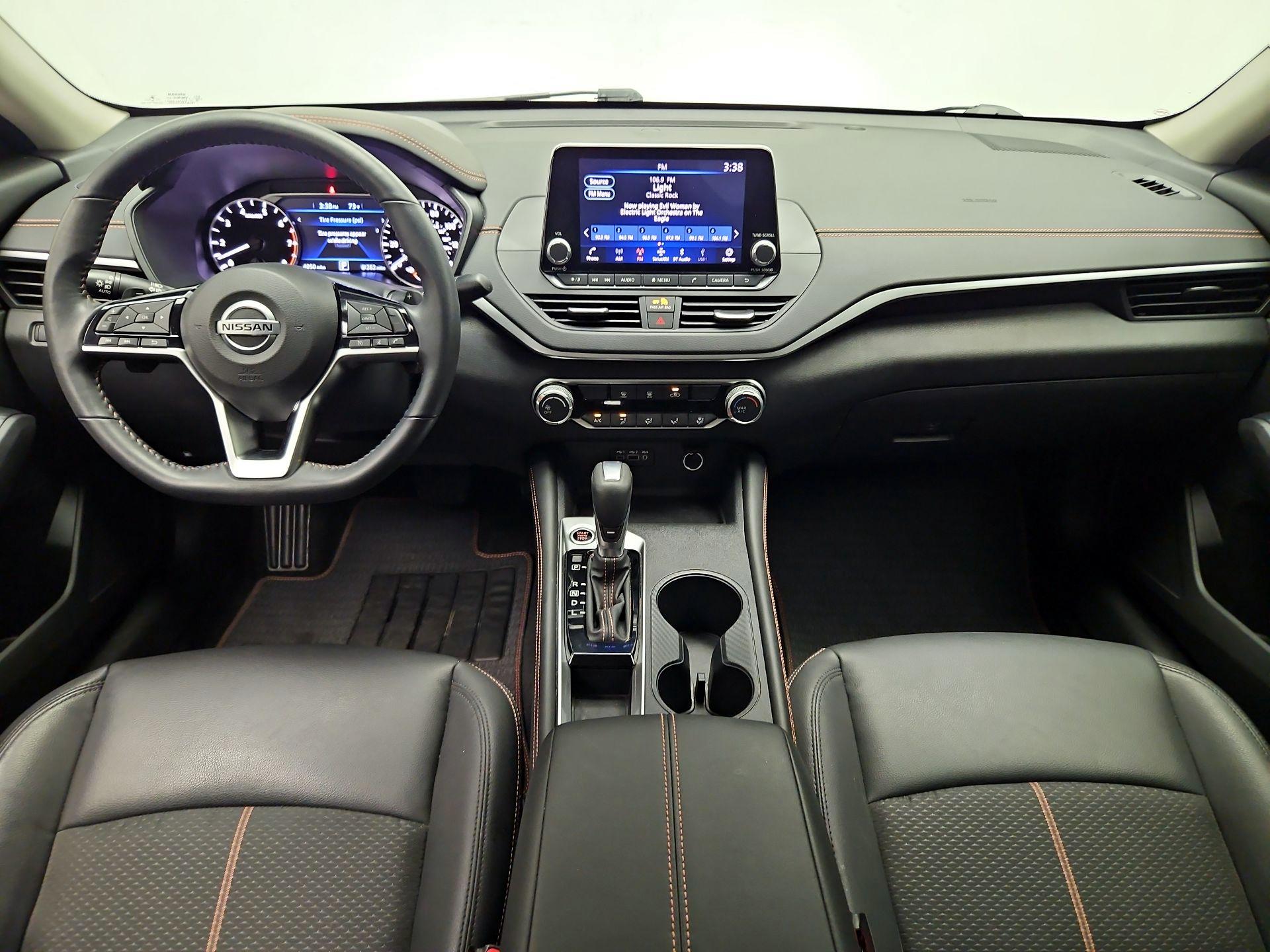 Thumbnail: 2020 Nissan Altima - 9