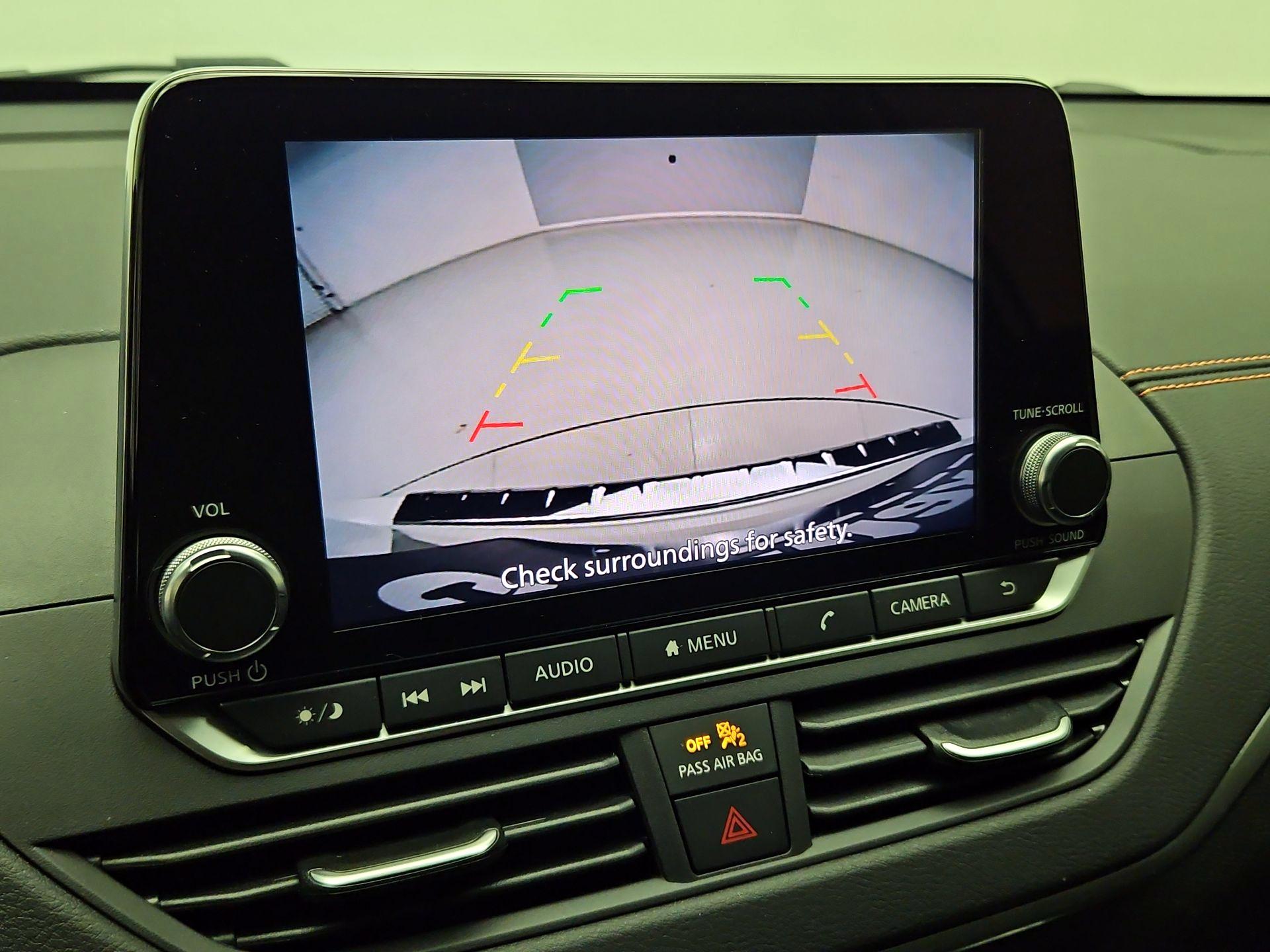 Thumbnail: 2020 Nissan Altima - 14