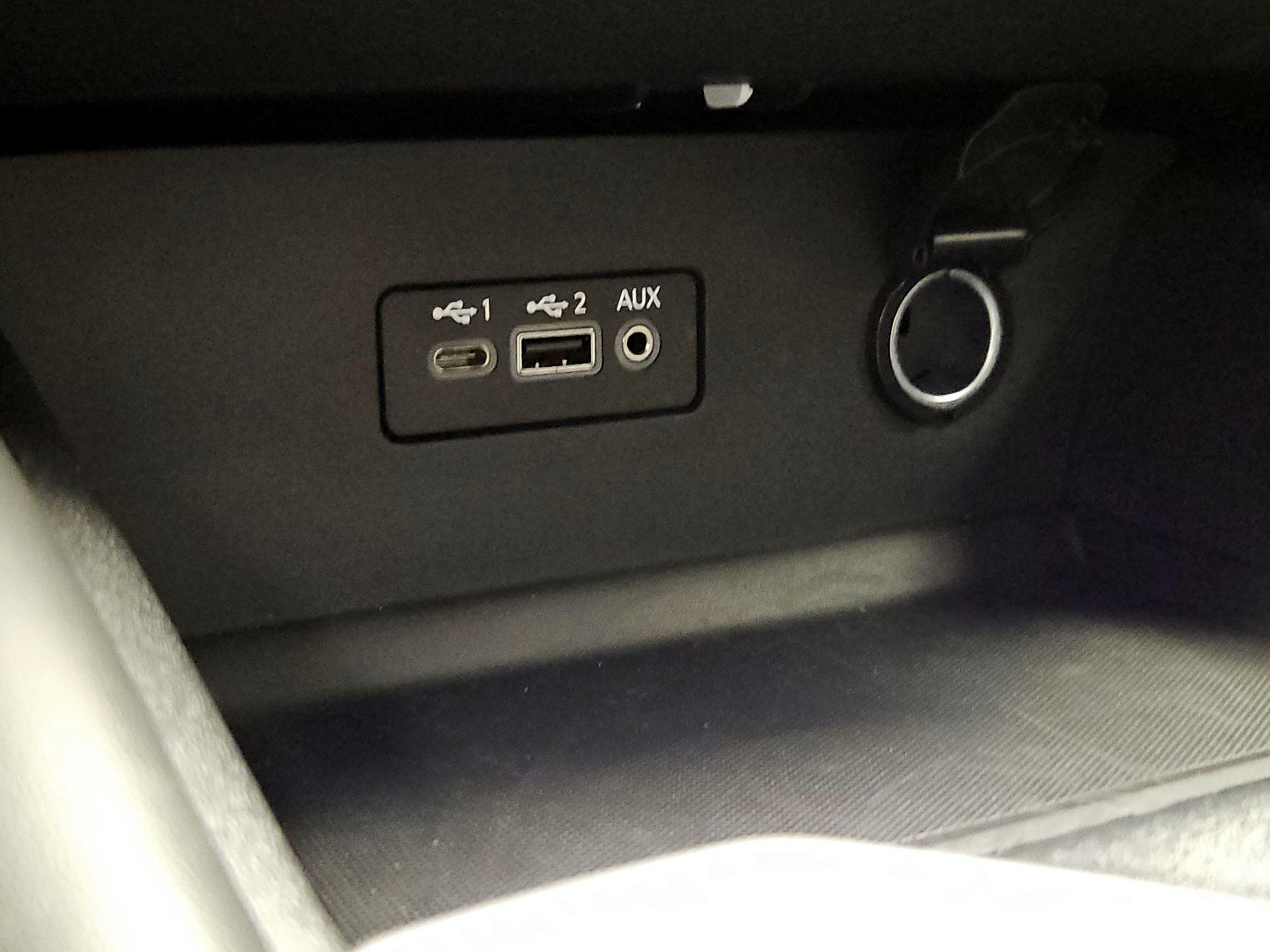 Thumbnail: 2020 Nissan Altima - 18