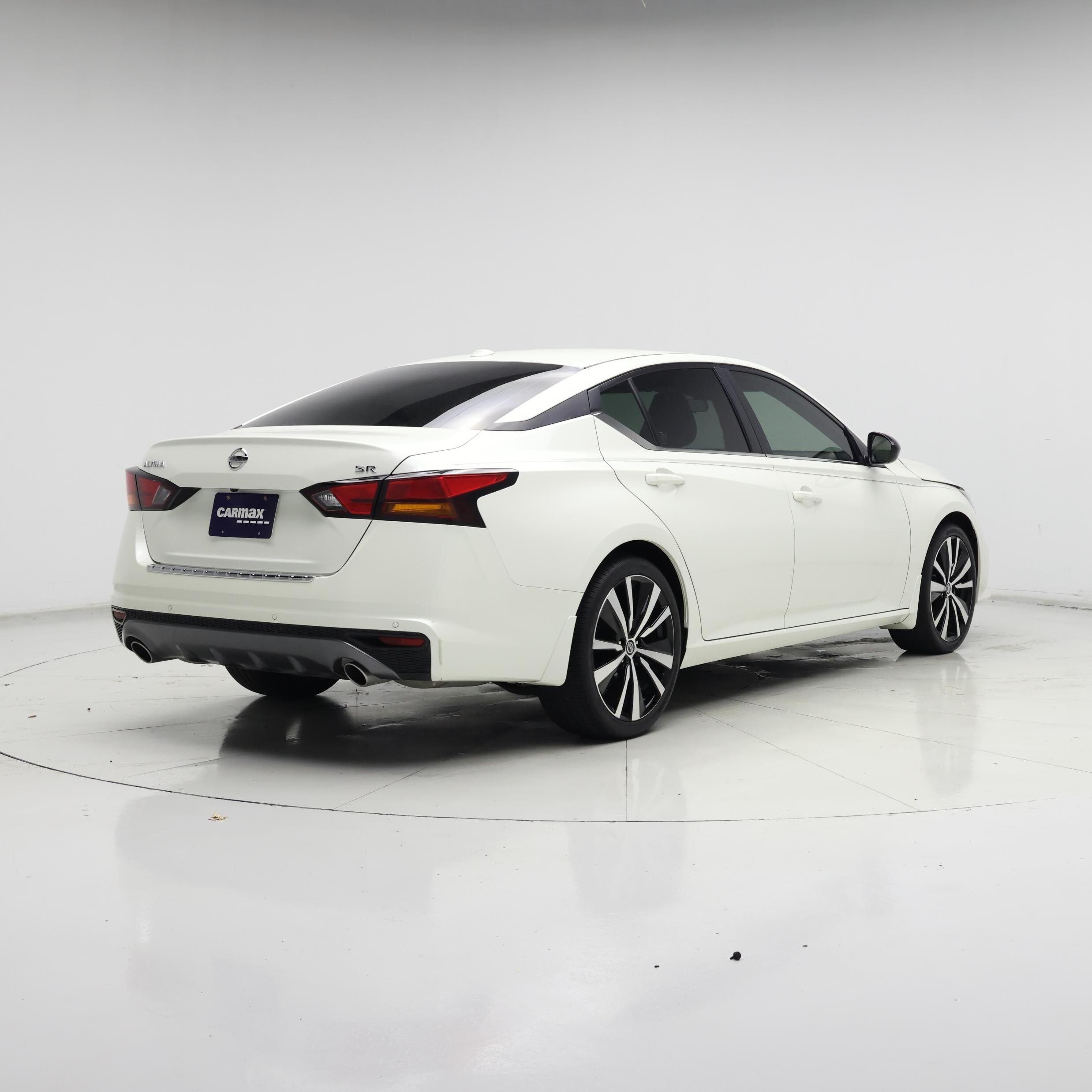 Thumbnail: 2020 Nissan Altima - 8