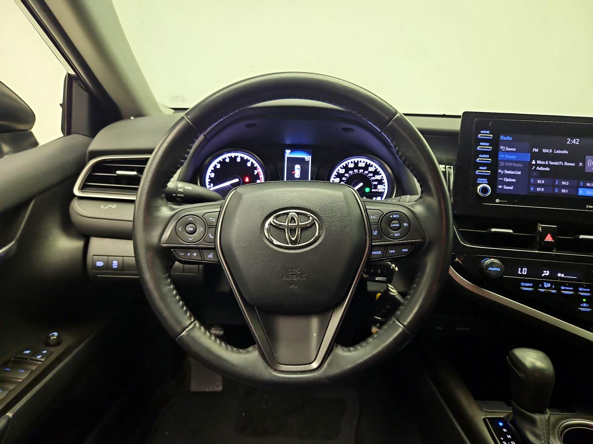 Thumbnail: 2021 Toyota Camry - 10