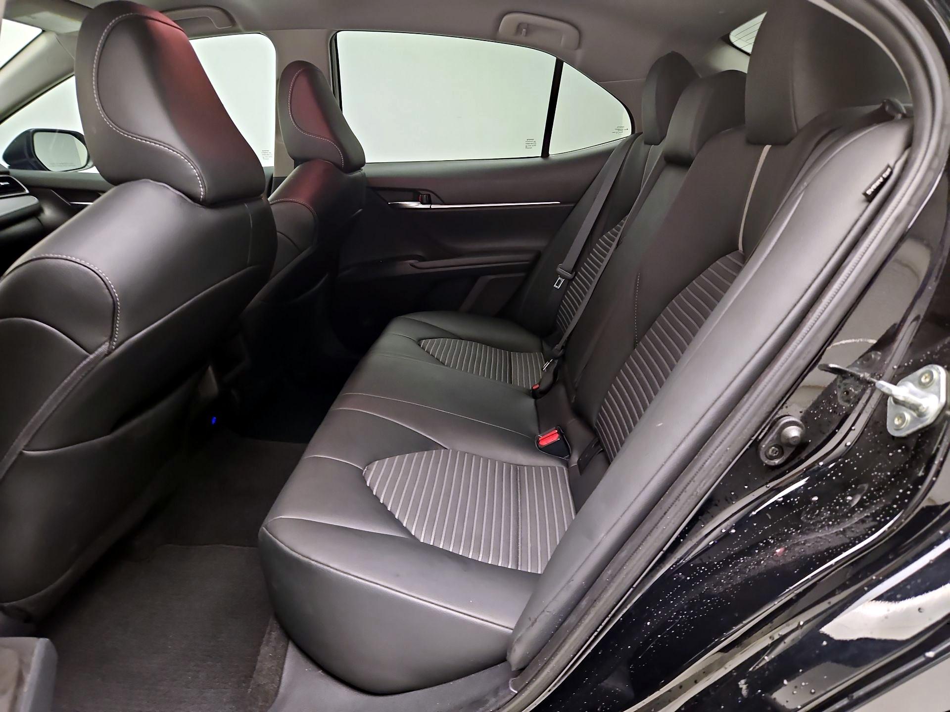 Thumbnail: 2021 Toyota Camry - 17