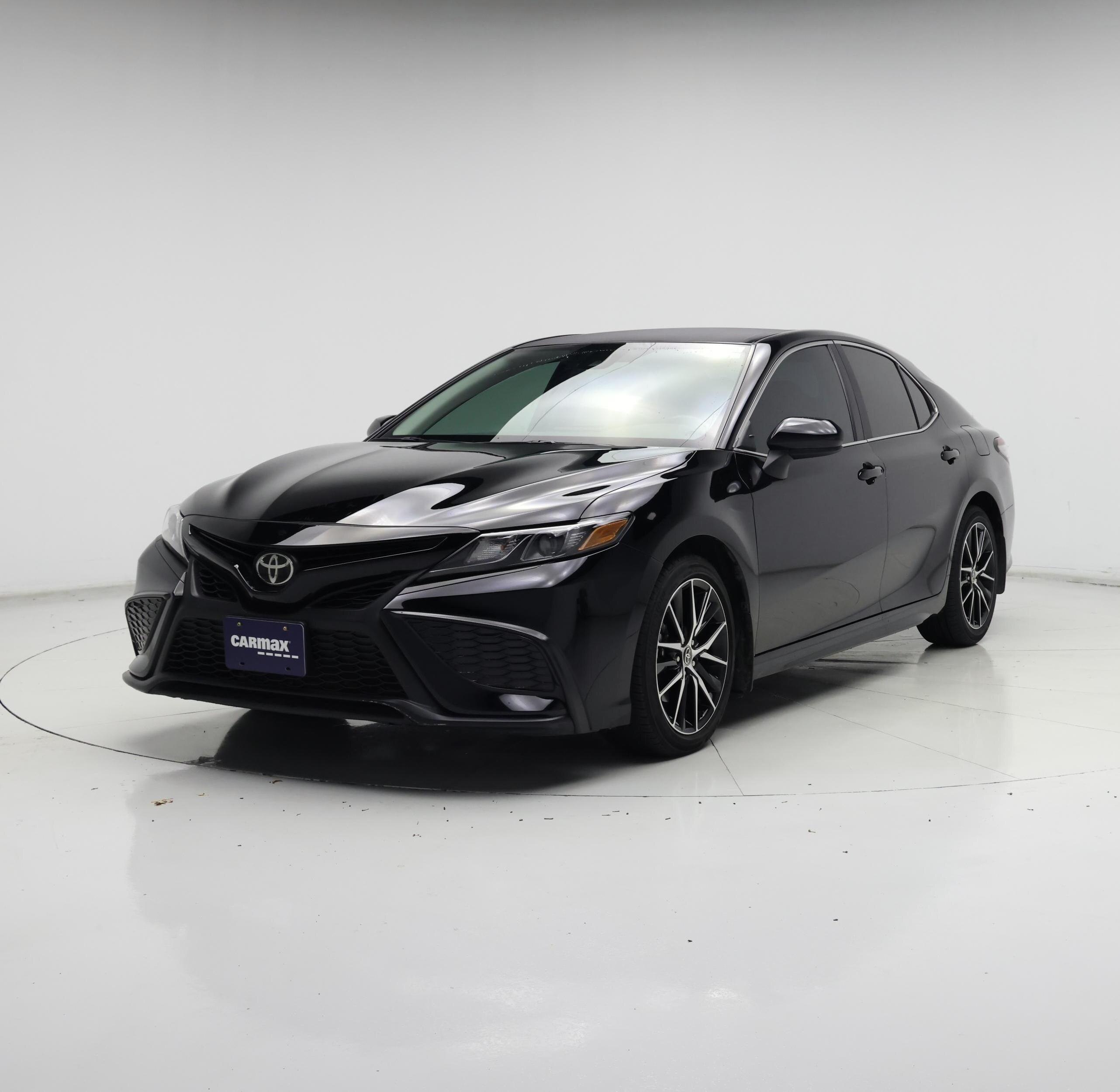 Thumbnail: 2021 Toyota Camry - 4