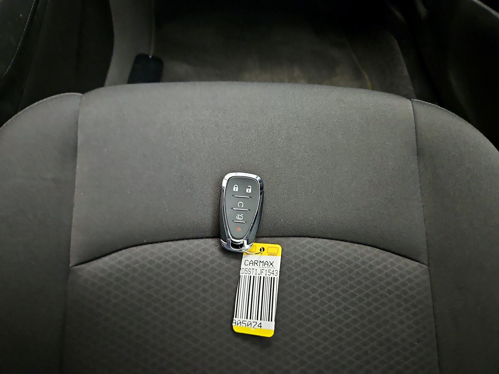 Thumbnail: 2018 Chevrolet Malibu - 20