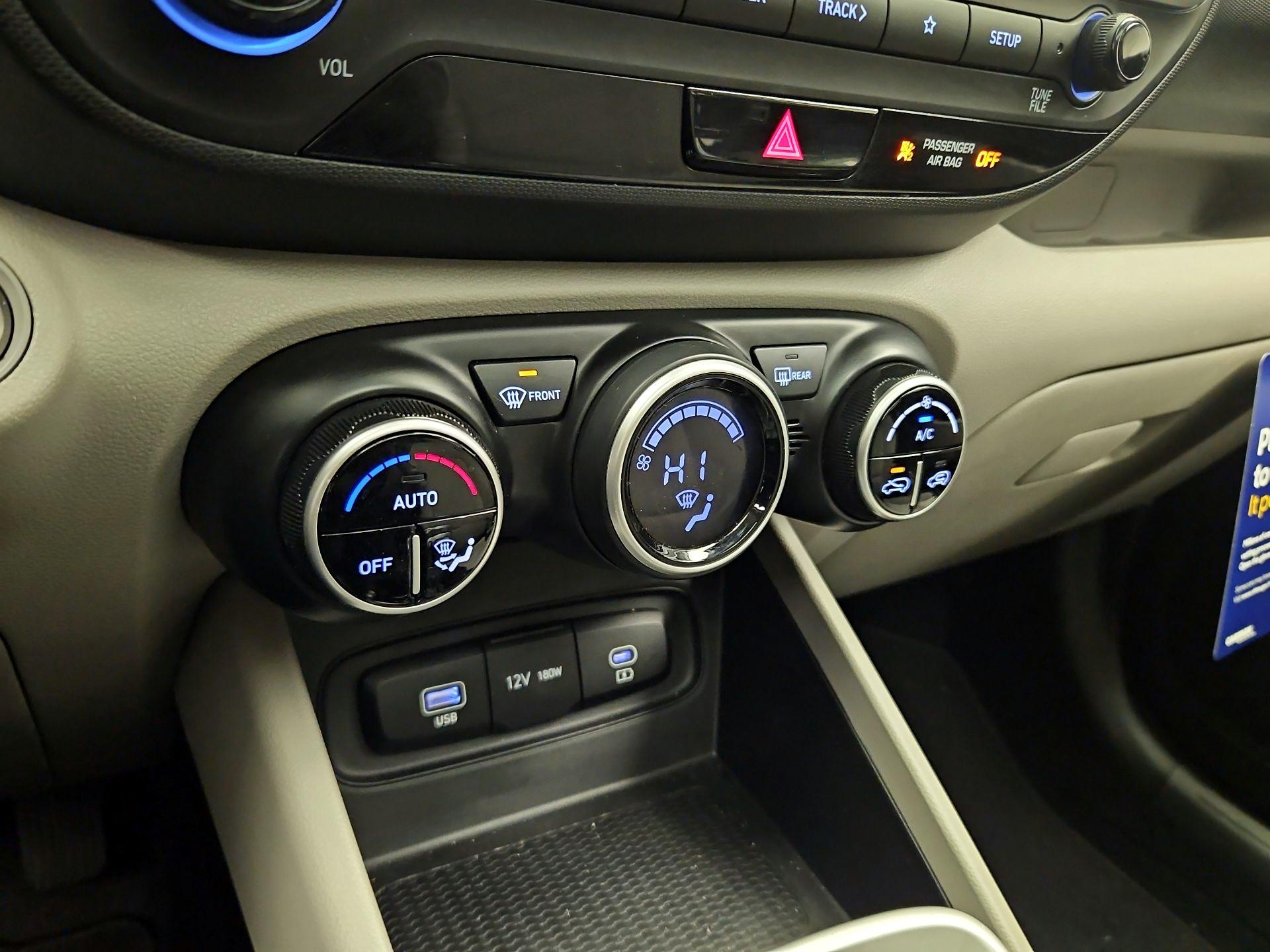 Thumbnail: 2024 Hyundai Venue - 16