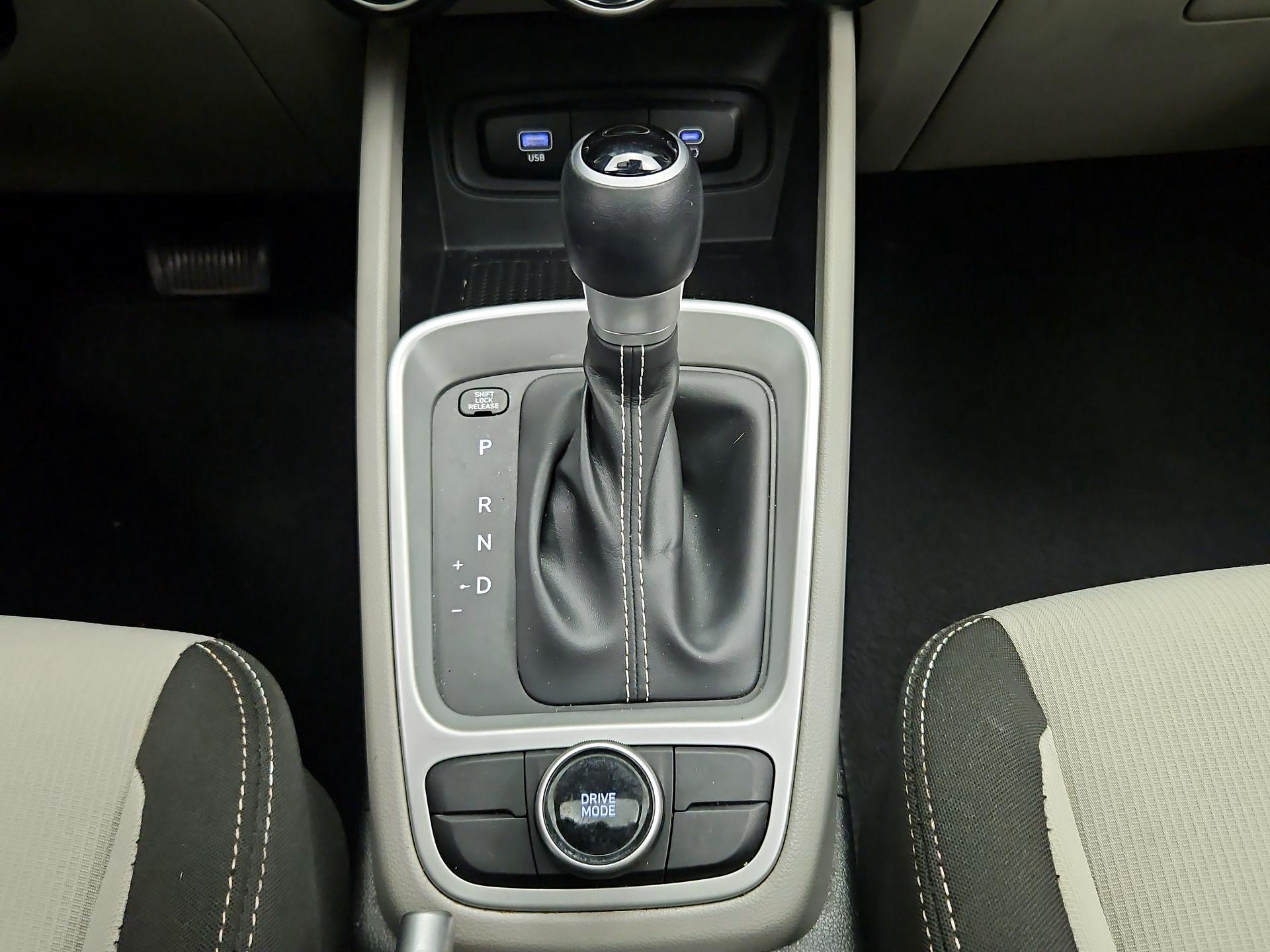 Thumbnail: 2024 Hyundai Venue - 17