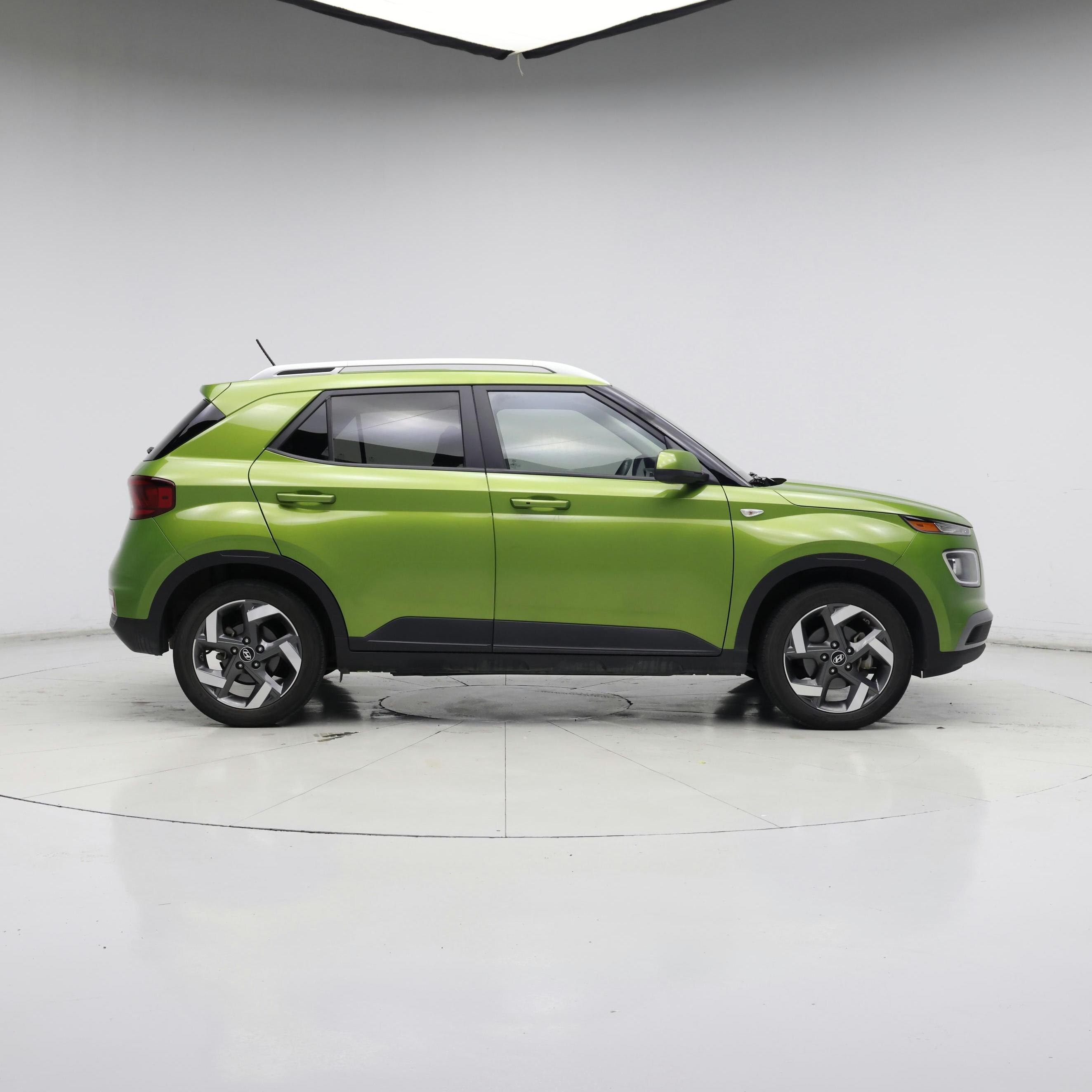 Thumbnail: 2024 Hyundai Venue - 7