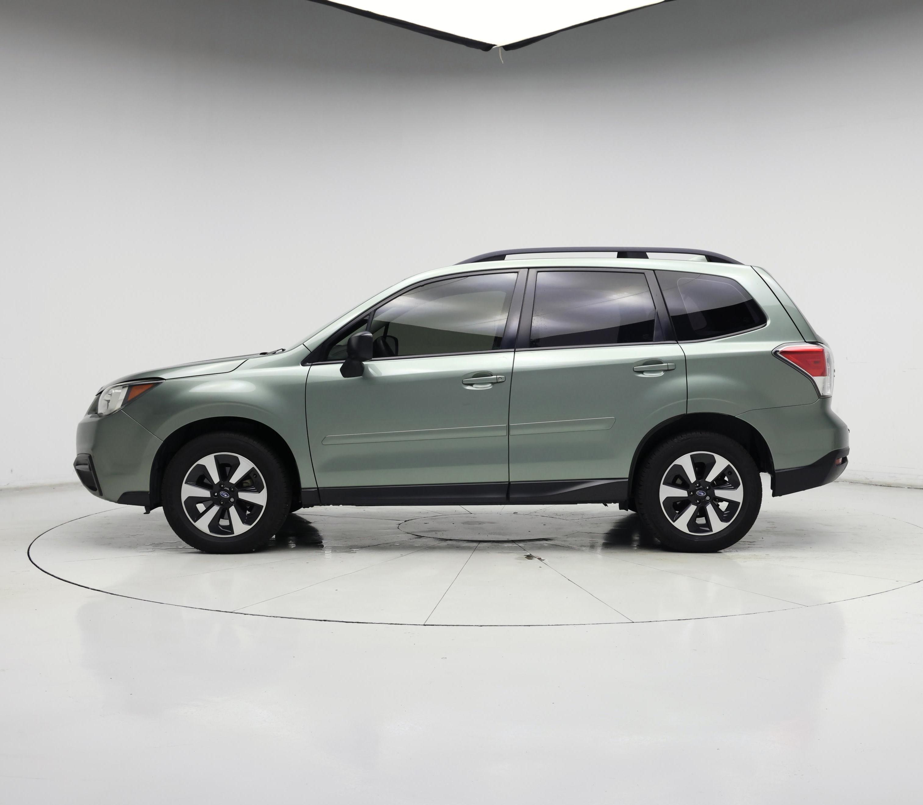 Thumbnail: 2017 Subaru Forester - 3