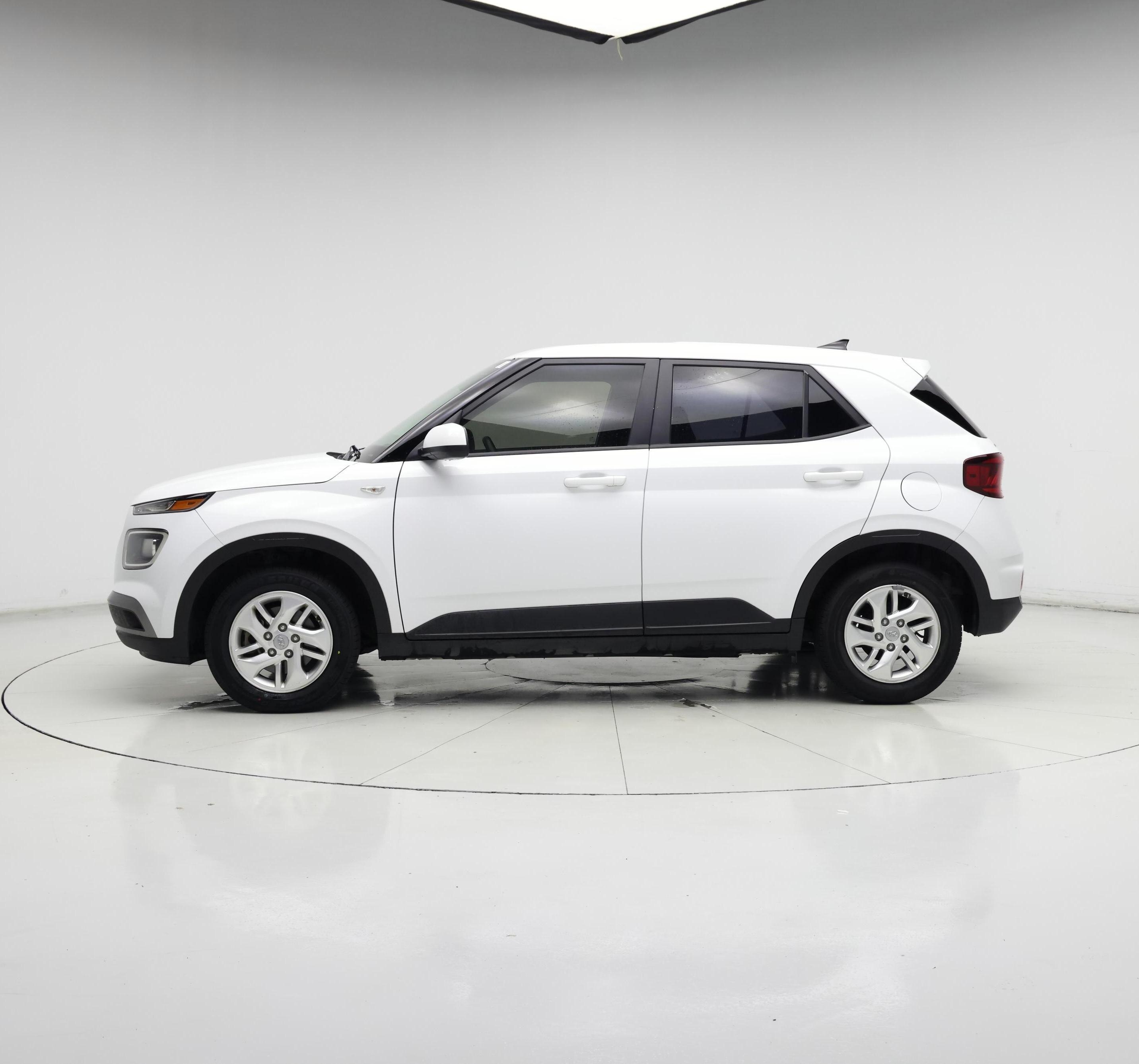 Thumbnail: 2021 Hyundai Venue - 3